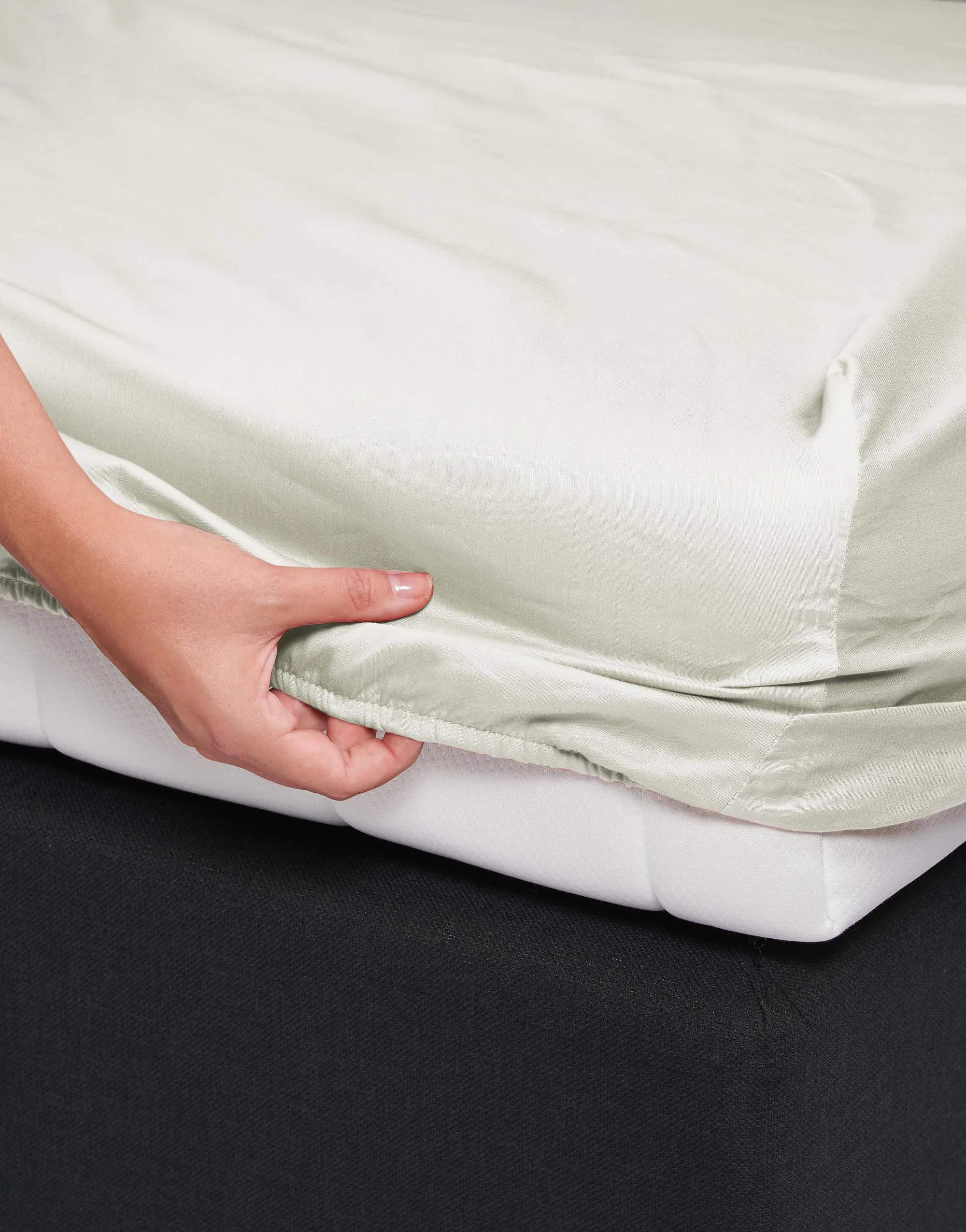 Essenza Lagner Satin Boxlagen i Oyster, B140 x L200 cm, 2