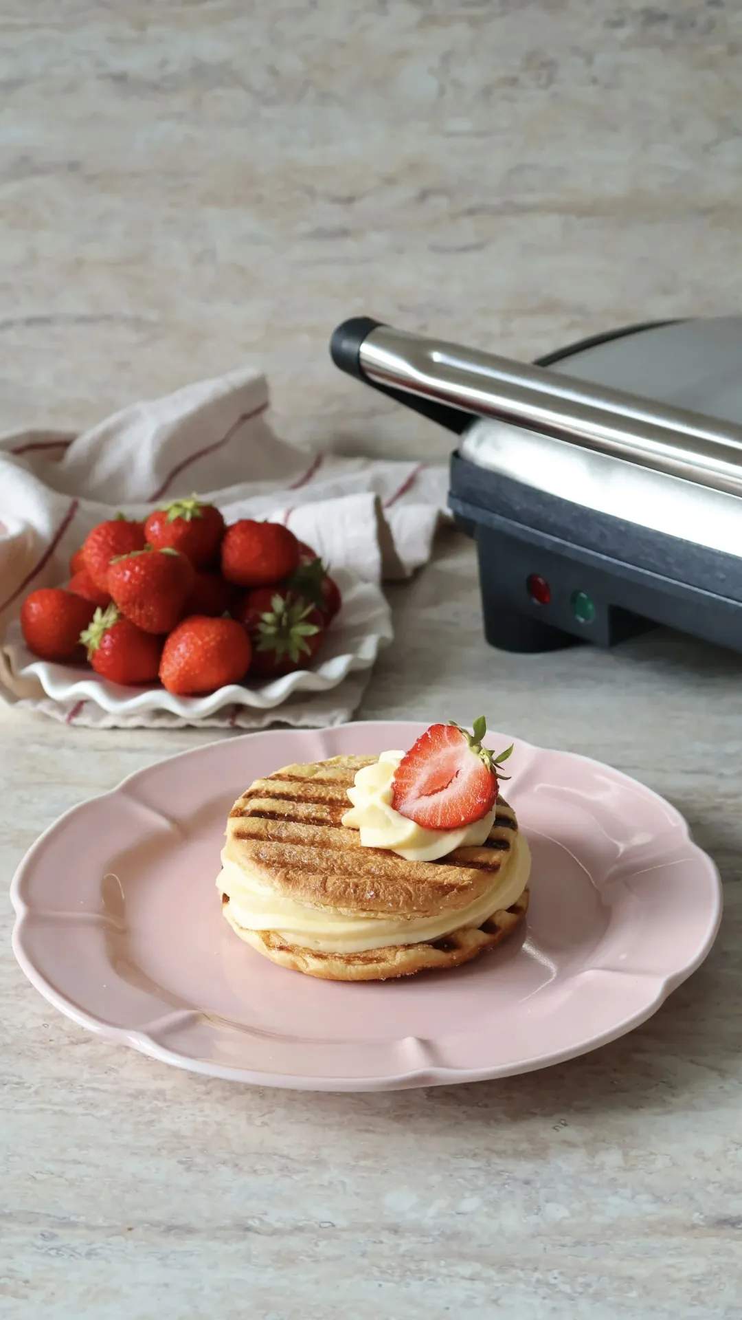 Russell Hobbs Bordgrill CookHome Paninigrill i sølvfarvet, 8
