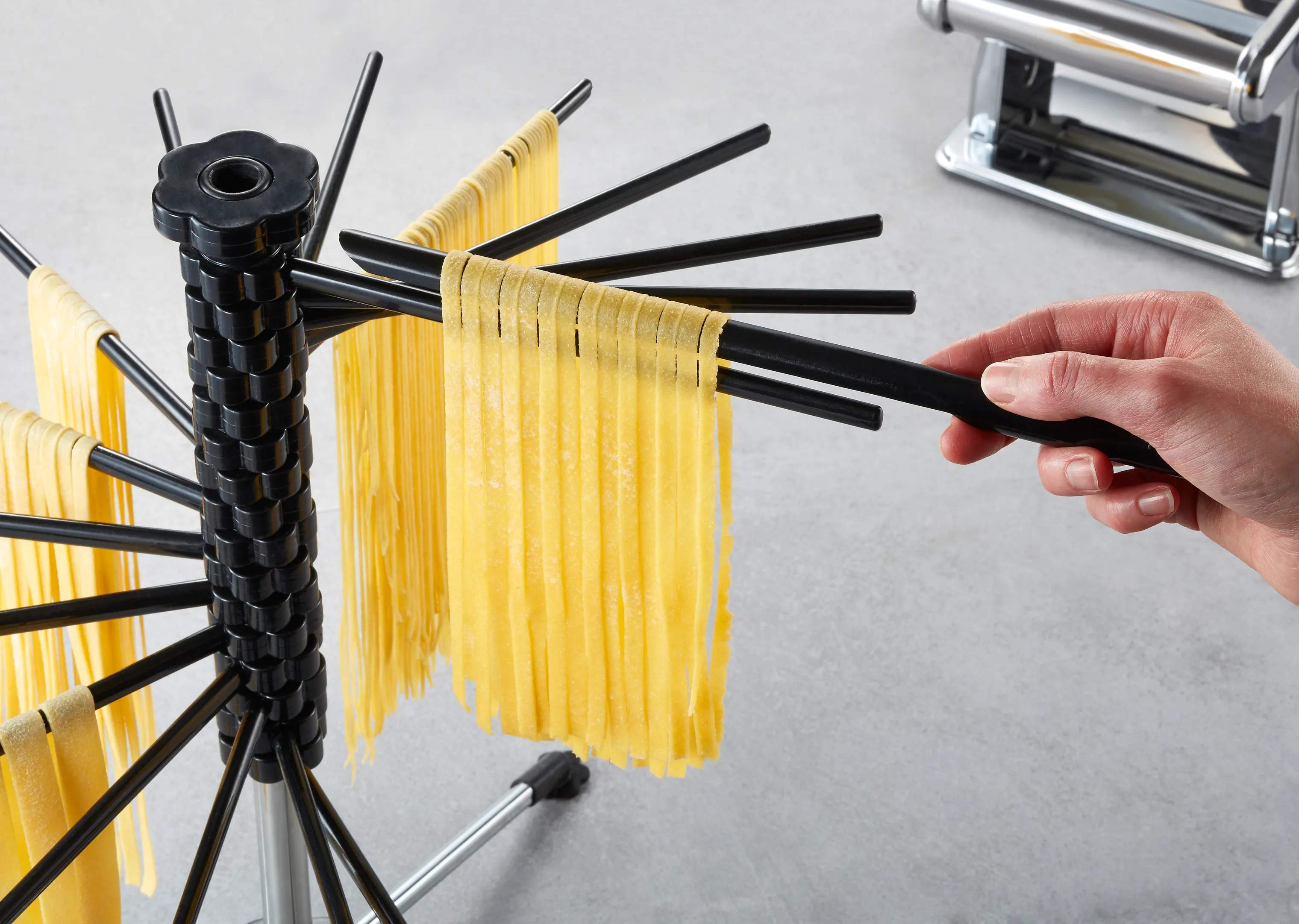 Gefu Ravioliudstyr Diverso Pastastativ i Sort/sølvfarvet, 5