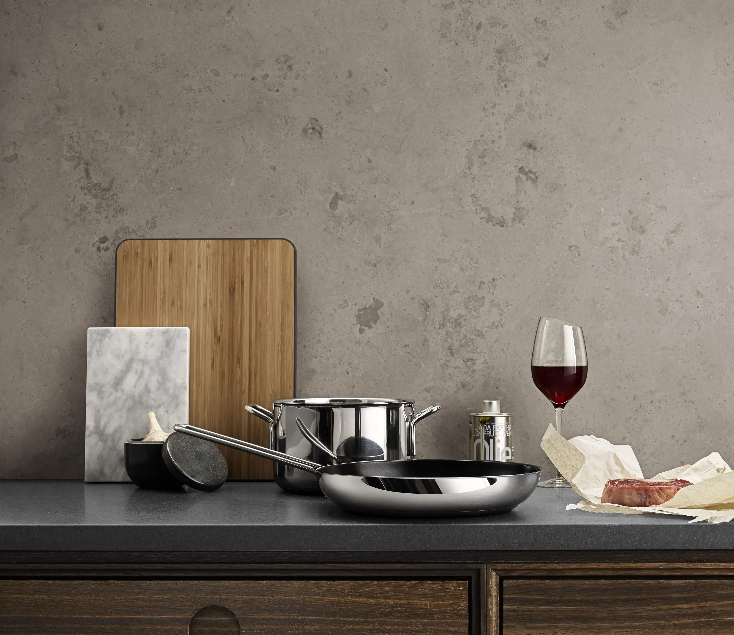 Eva Trio Stegepander Stainless Steel Keramisk Rec. Stainless Steel Stegepande i 28 cm, 5