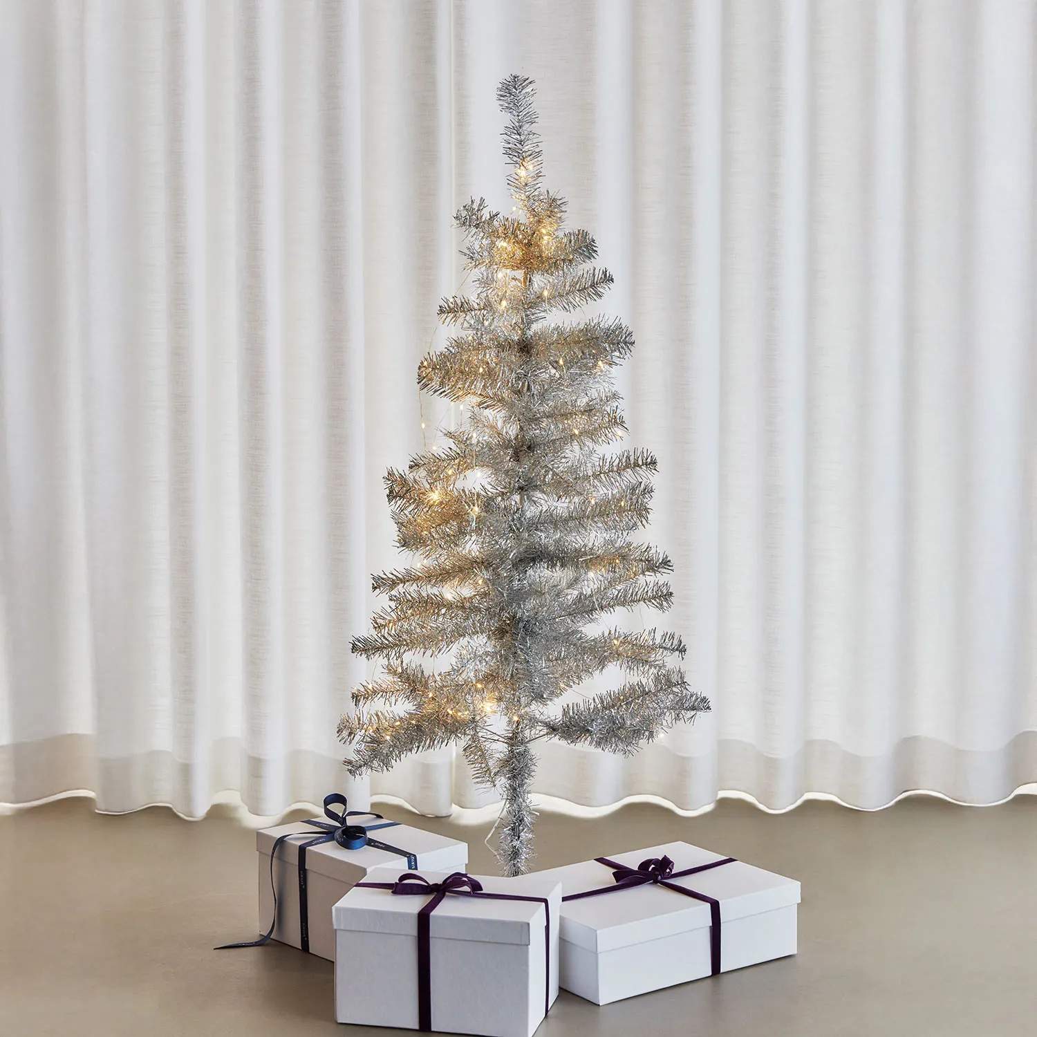 Sirius Juletræer Happy Kunstigt Juletræ m. LED i Sølv, 2