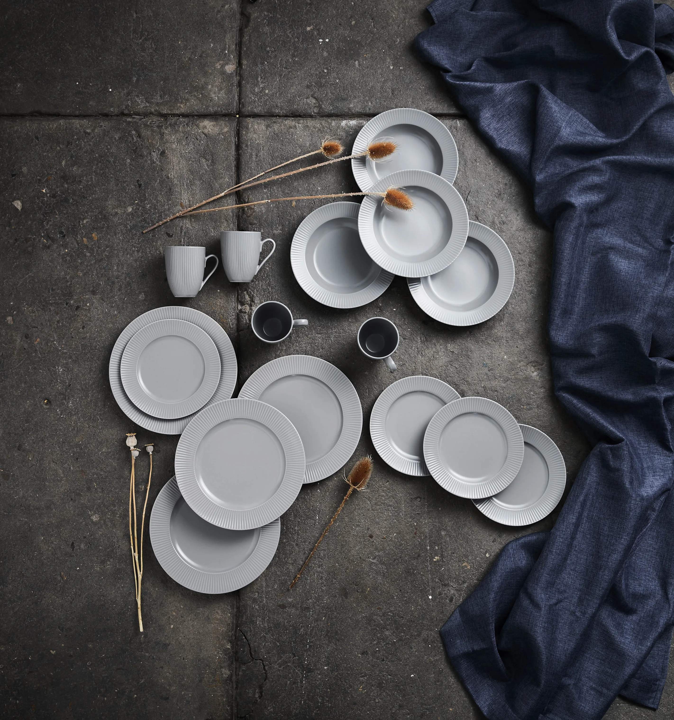 Aida Frokosttallerkener Groovy Frokosttallerken i Grå, 2