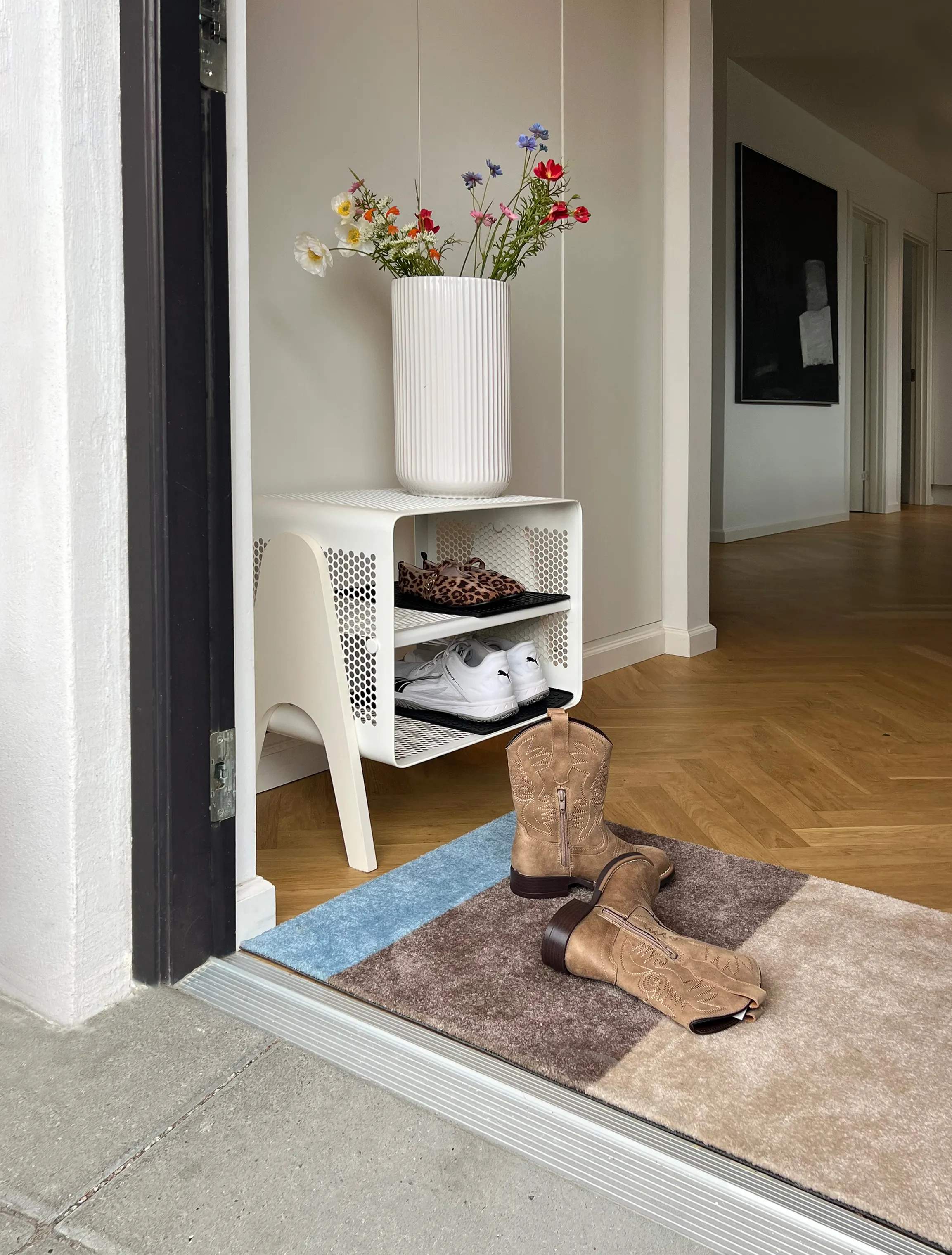 Tica Copenhagen Gulvtæpper Stripes Horisontal Gulvtæppe i Ivory/Sand/Blå, B67 x L120 cm, 3
