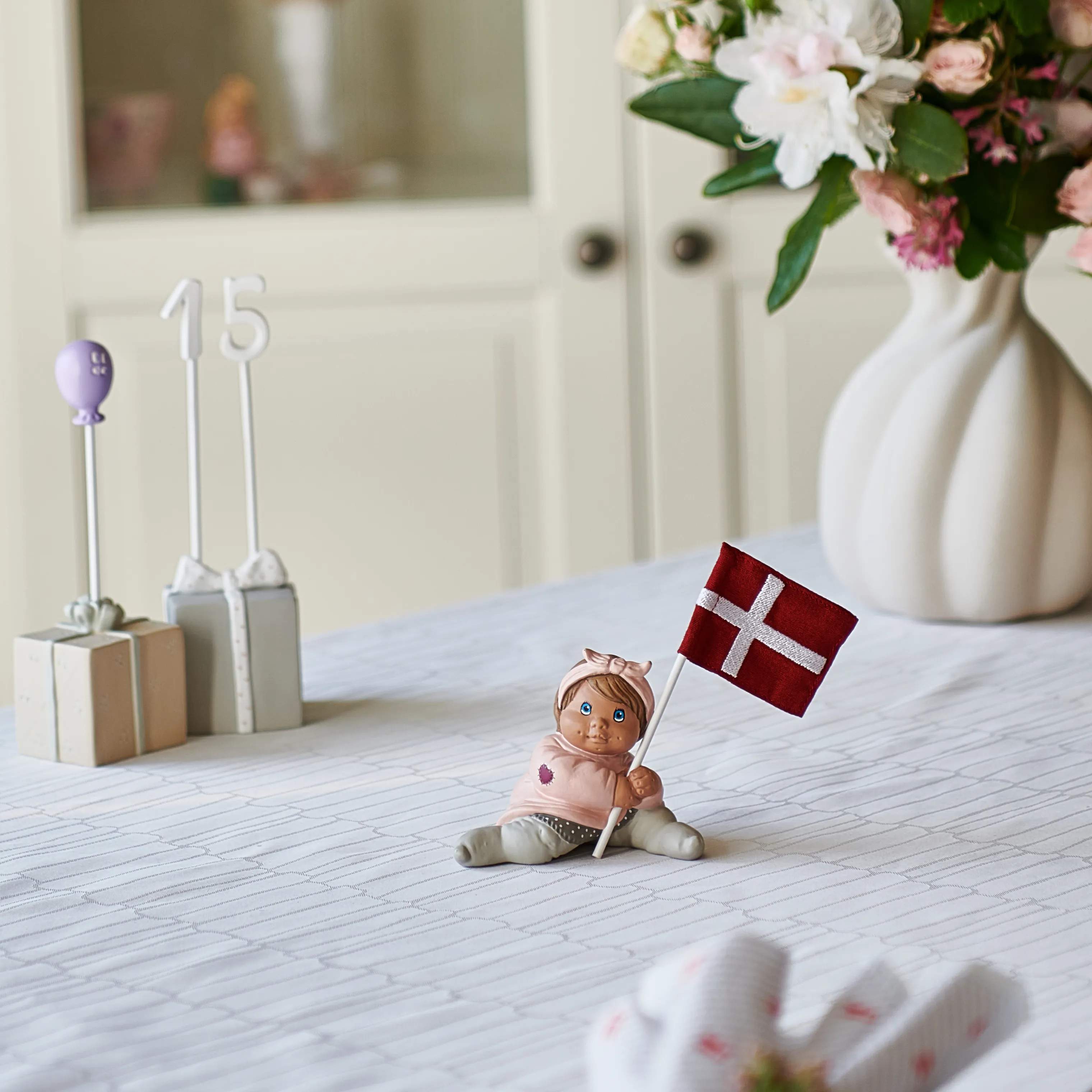 Klarborg Øvrige figurer Fødselsdagspige i Lyserød, 2
