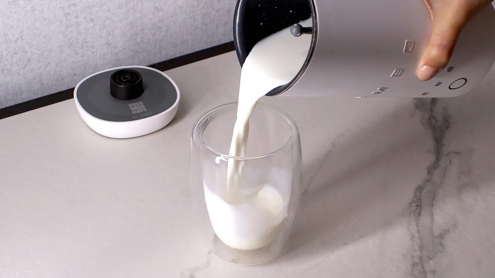 Smeg Mælkeskummere 50's style Mælkeskummer i mat hvid, 180 ml, 2