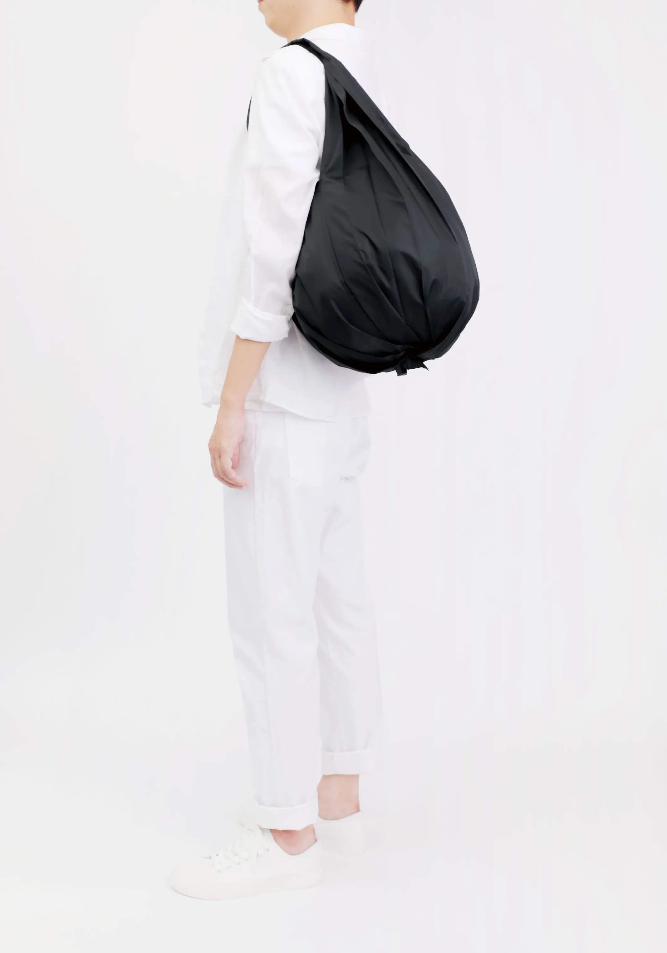 Shupatto Øvrigt interiør Drop Foldbar Taske i Black, 25 L, 3