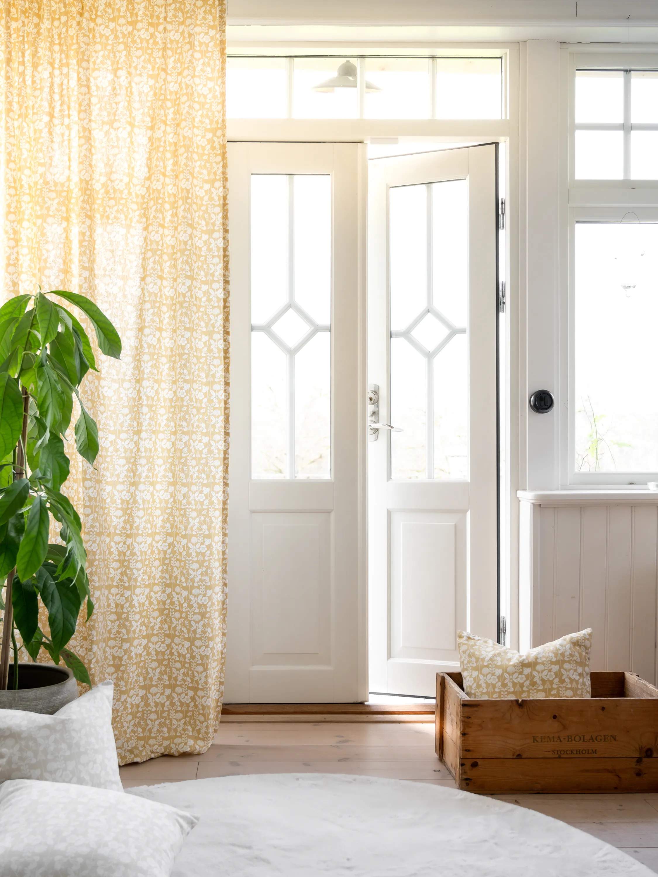 Svanefors Gardiner og gardinstænger De Mina Gardin - 2 stk. i Beige/gul, 2