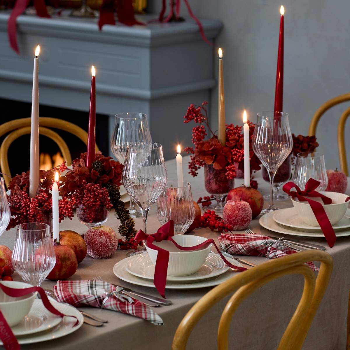Julebord i røde toner