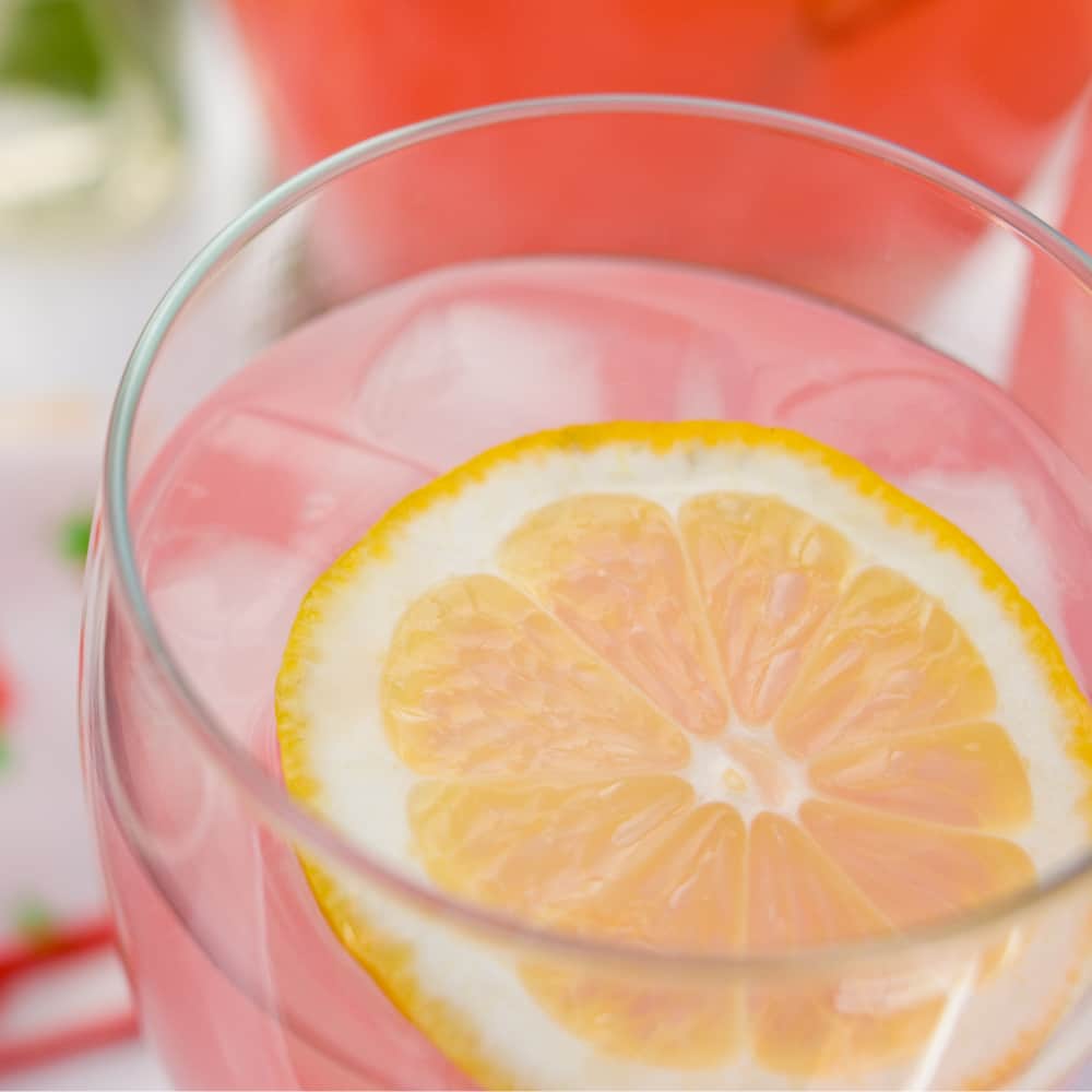 pink lemonade opskrift