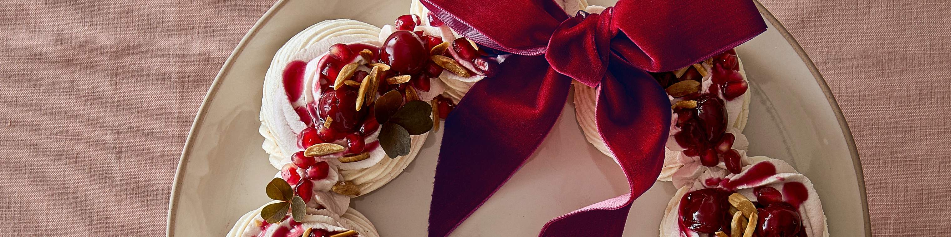Pavlova julekrans opskrift