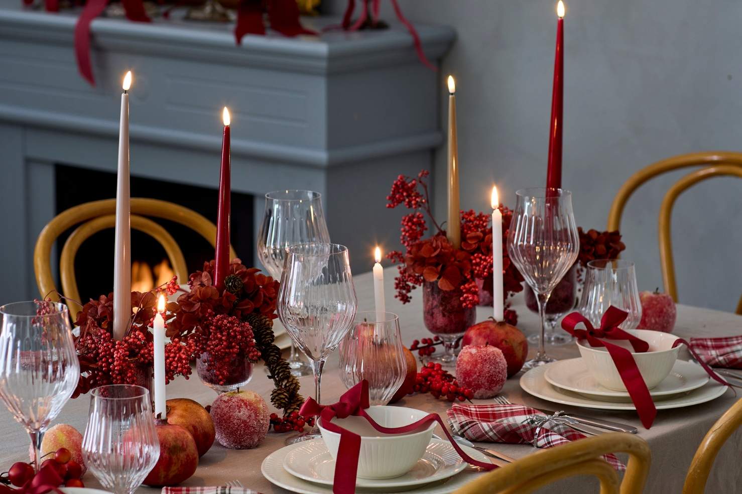 Julebord i røde toner