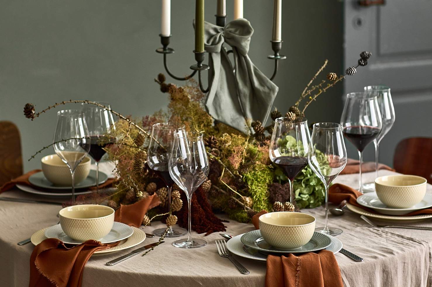 Julebord i naturgrøn