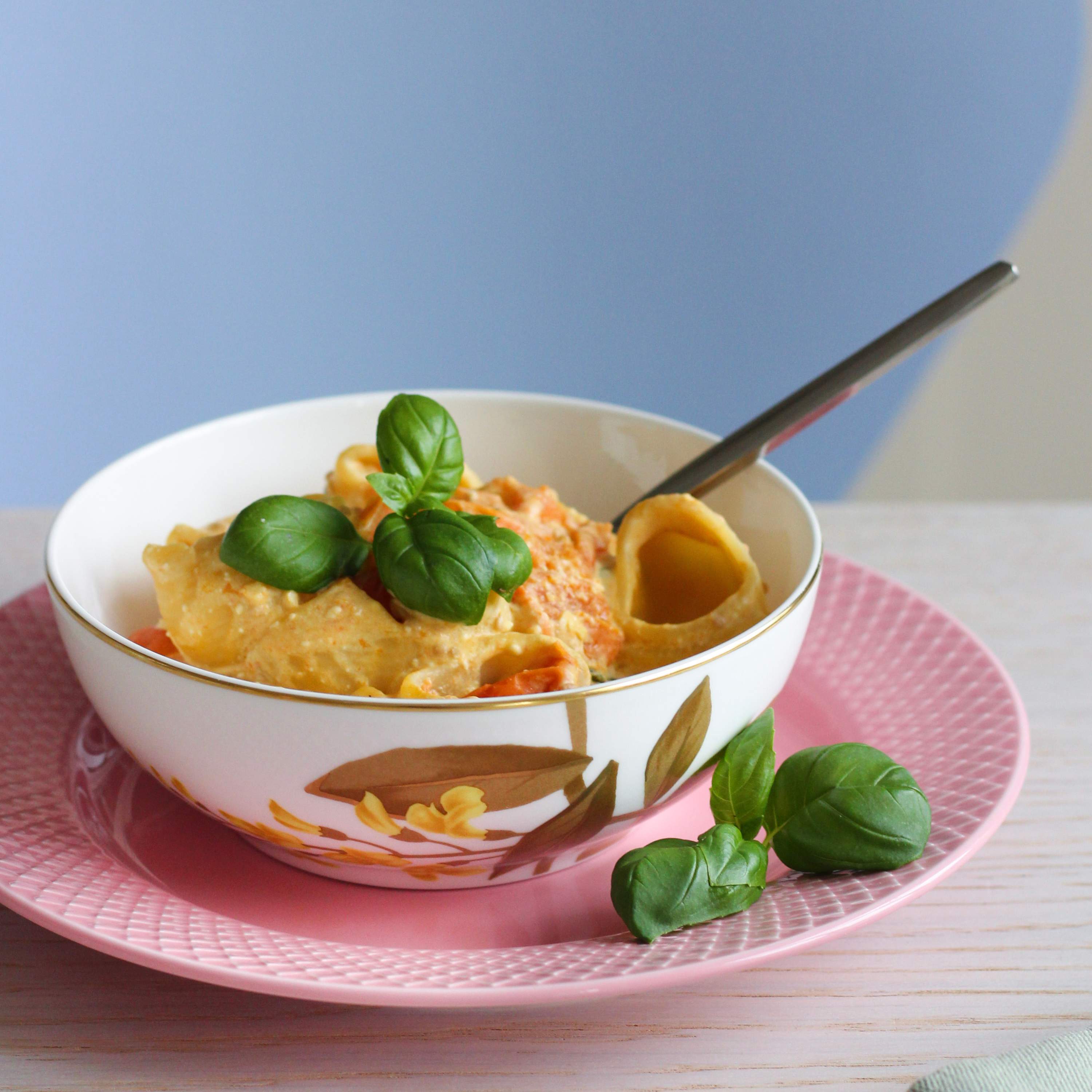 pasta med tomatsovs
