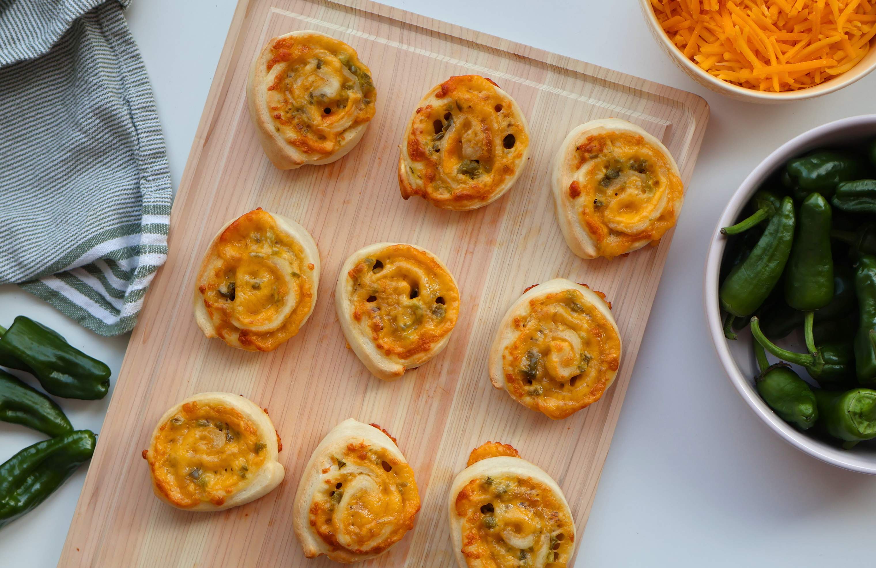 chili cheese snegle