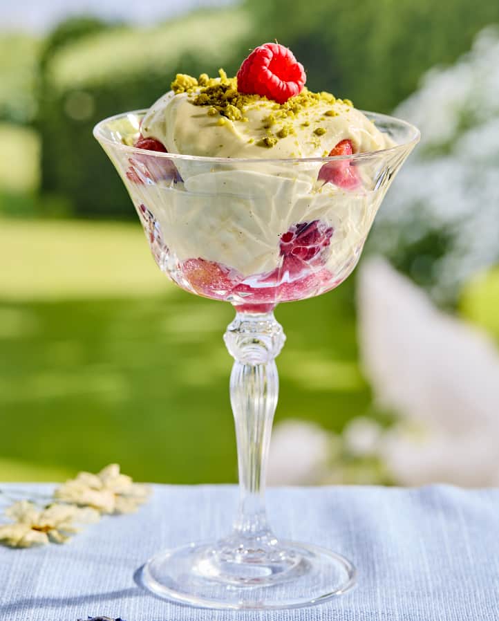 Nem pistacie-tiramisu med hindbær