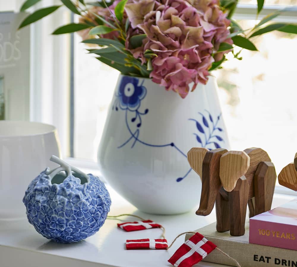 firmagaver vaser fra royal copenhagen blue elements