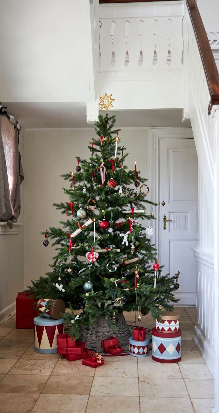 Kunstigt juletræ fra Casa Christmas 