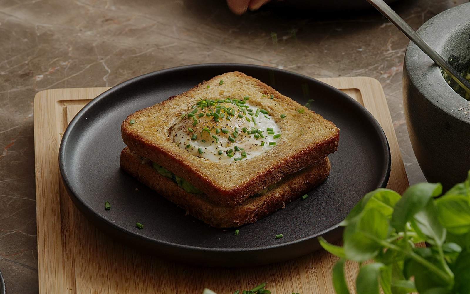 Toast med spejlæg