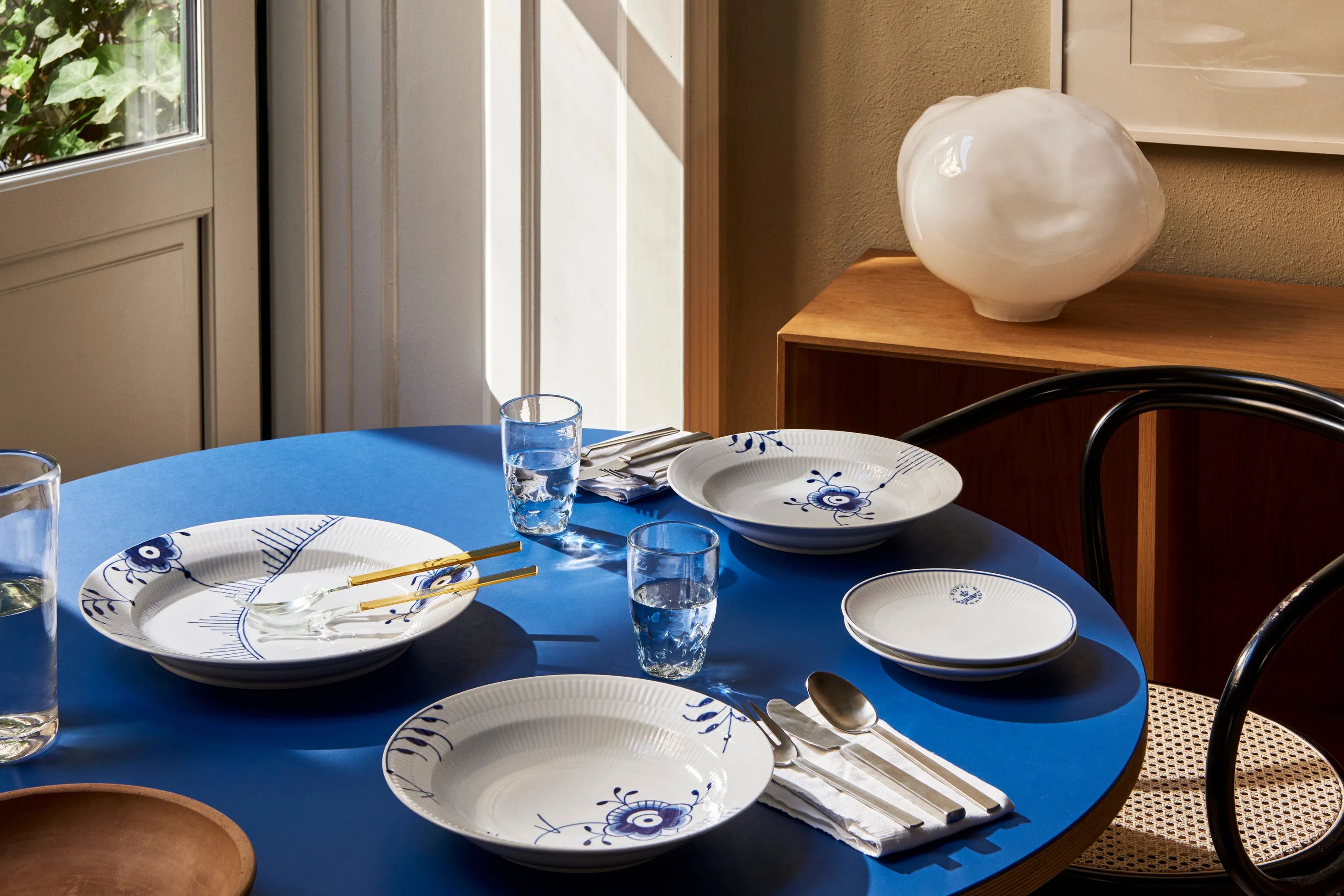 Royal Copenhagen Serveringsfade Blå Mega Riflet Fad i 35 cm, 5
