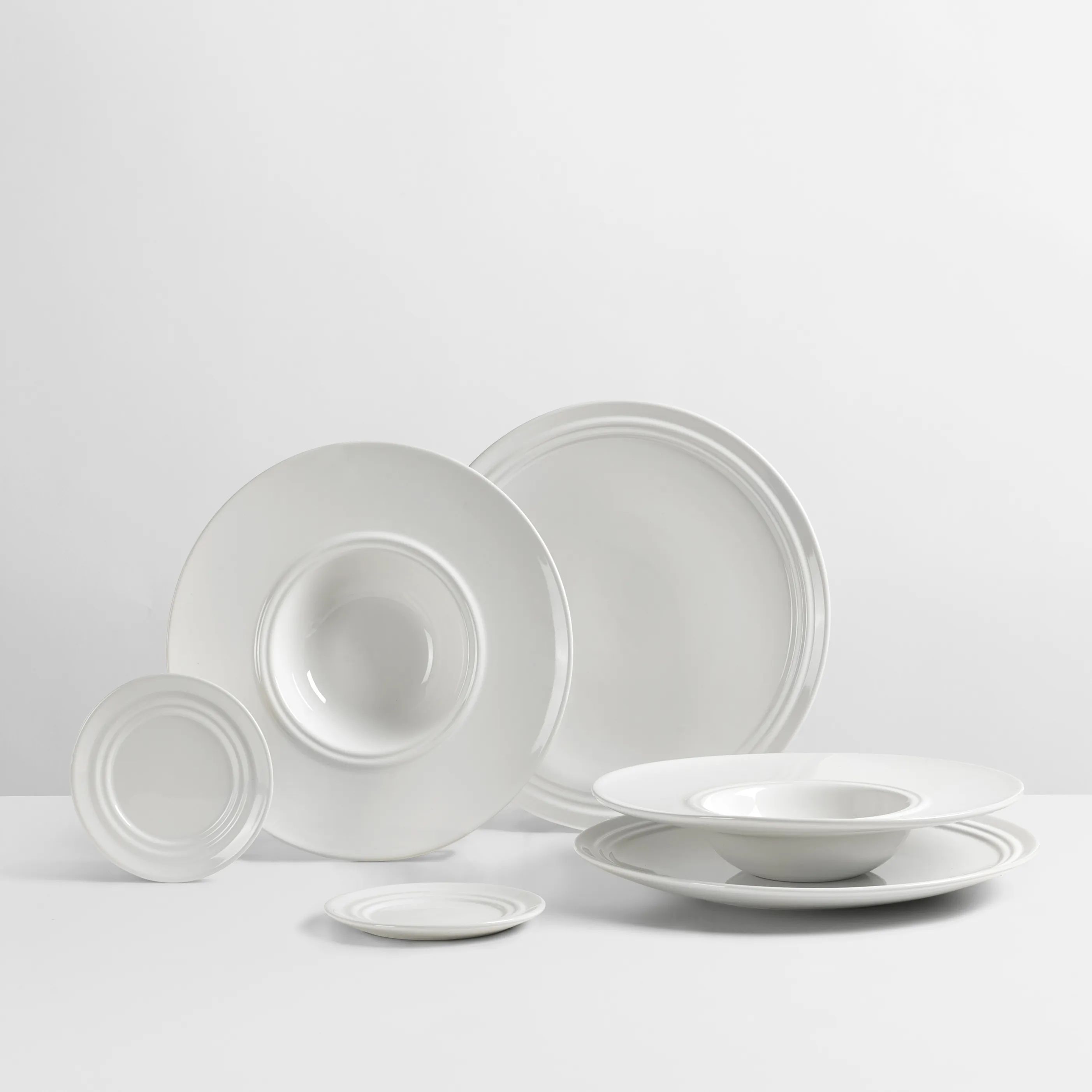 Broste Copenhagen Pastatallerkener Stevns Pasta- & Middagssæt - 6 dele i Kalk hvid, 3