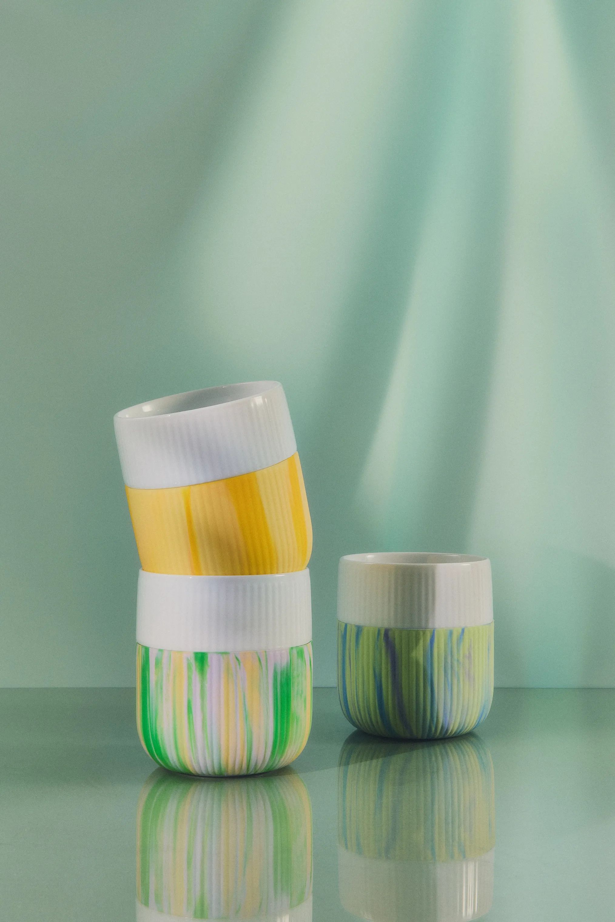Royal Copenhagen Krus og kopper uden hank Riflet Contrast Marble Krus i Limeburst, 2