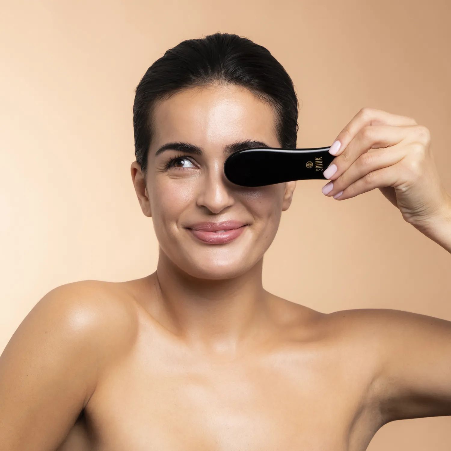 SMUK skincare Ansigtspleje Gua Sha i Sort, 2
