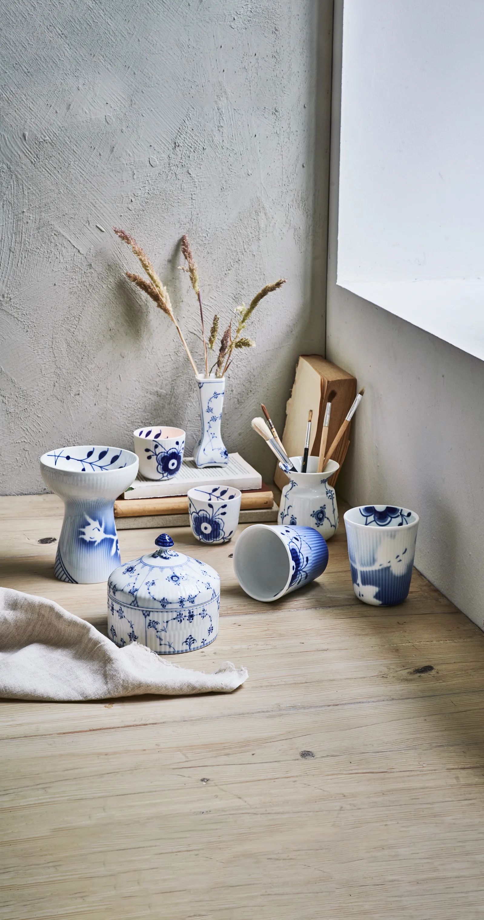 Royal Copenhagen Fyrfadsstage Blå Mega Riflet Fyrfadsstage - 2 stk. i Koboltblå/hvid, 6 cm, 3