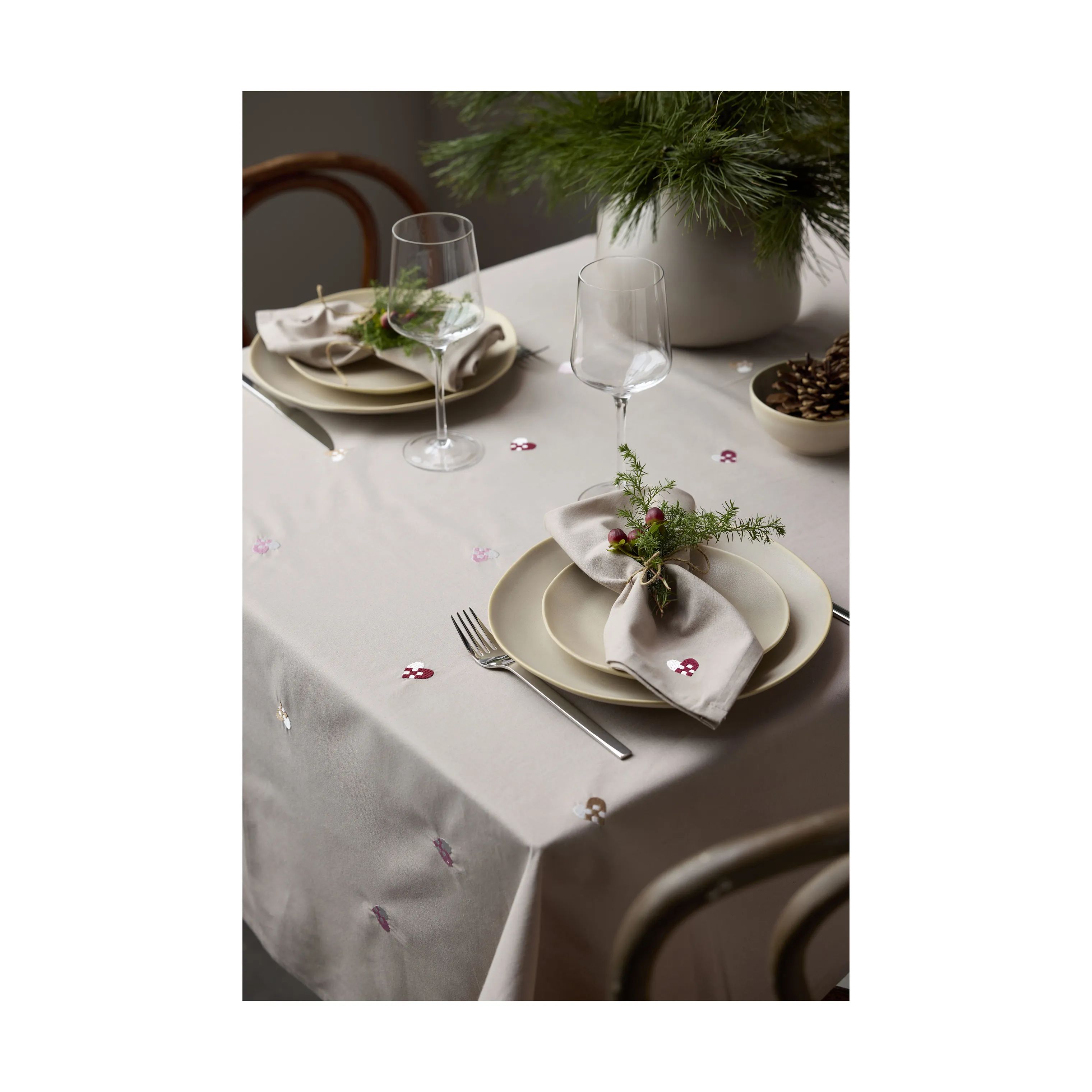 Södahl Duge Christmas Hearts Juledug i B140 x L320 cm, 3