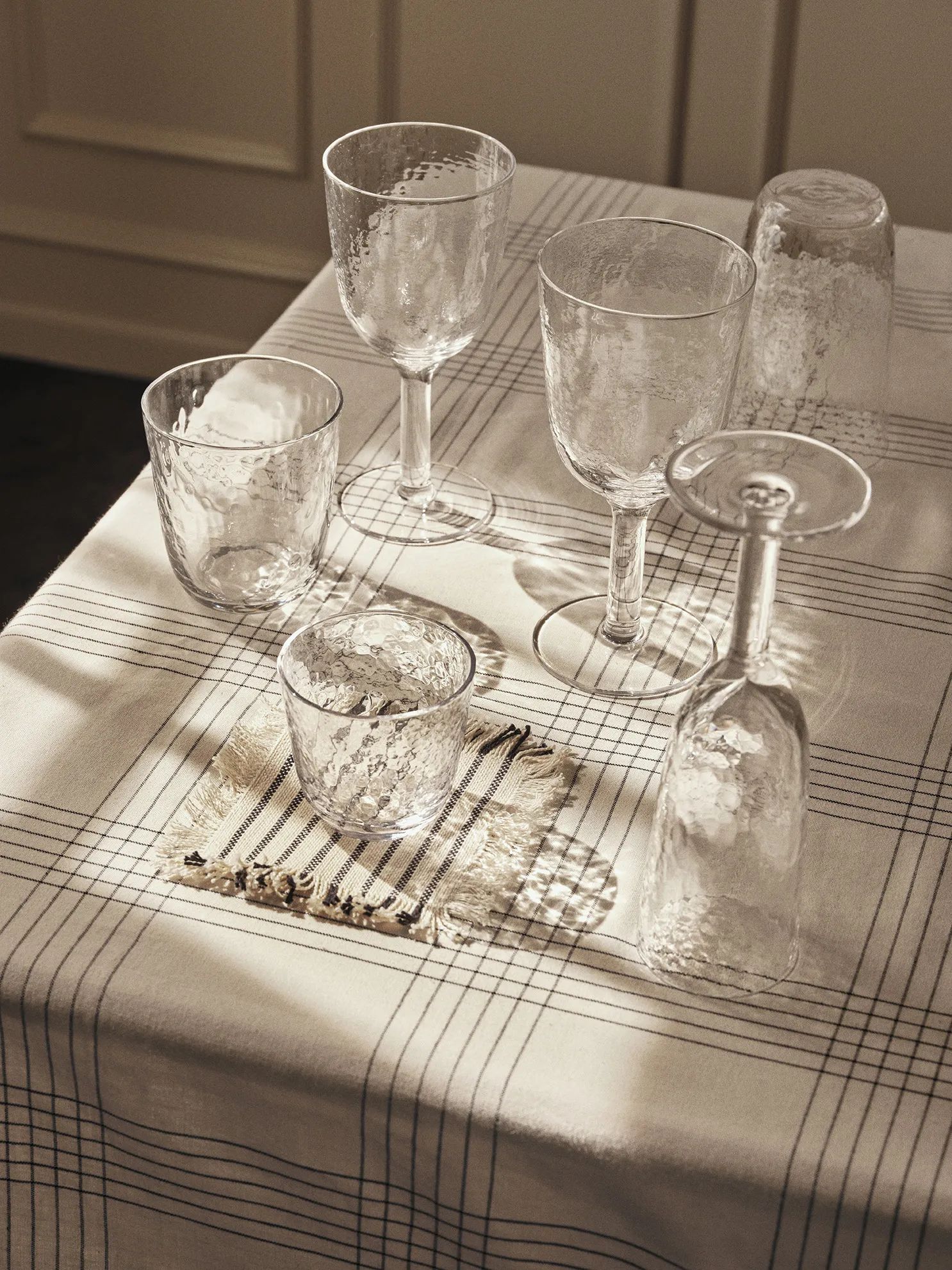 Broste Copenhagen Champagneglas Hammered Champagneglas i Klar, 2