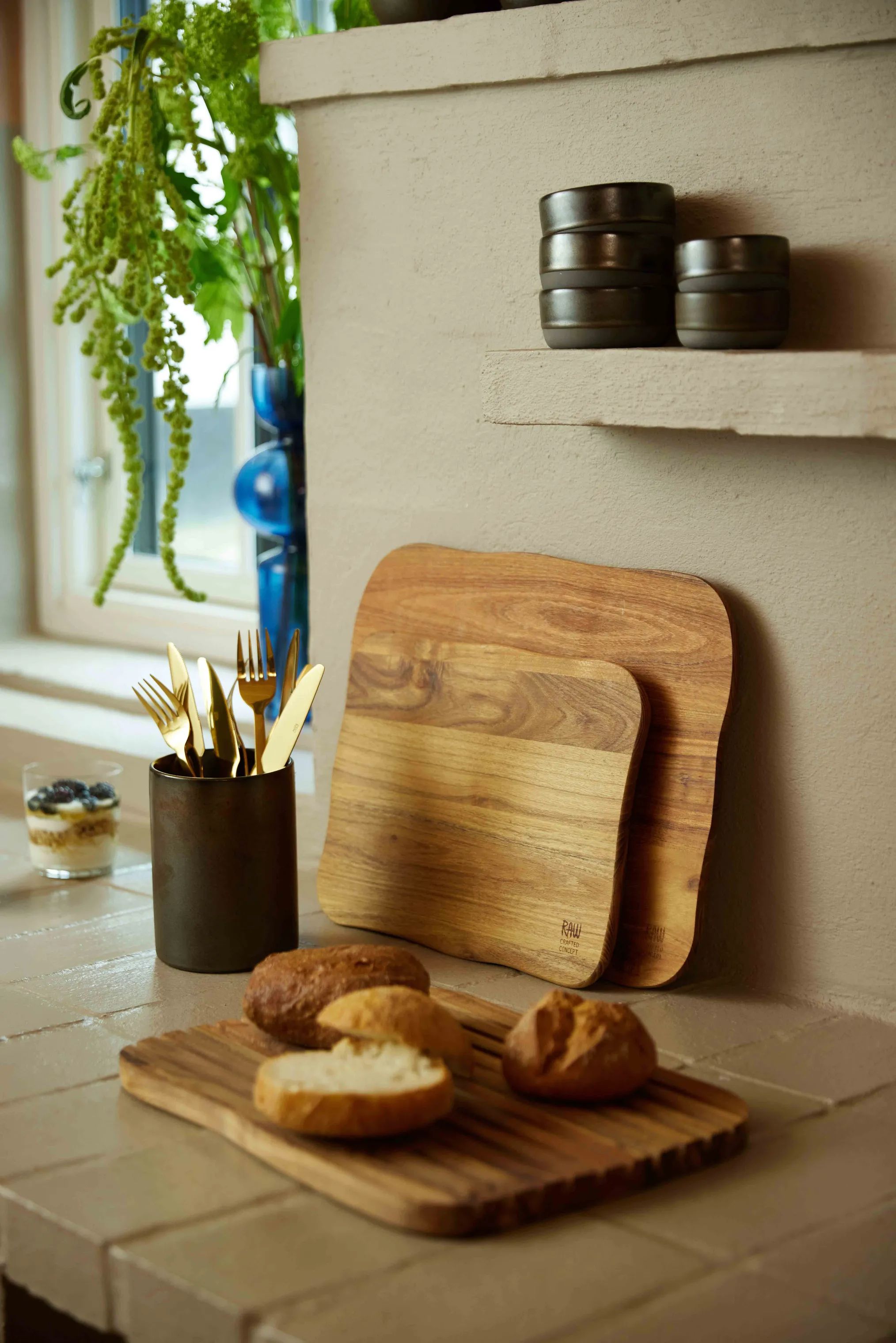 RAW by Aida Skærebrætter Teak Skærebræt i B30 x L40 cm, 4