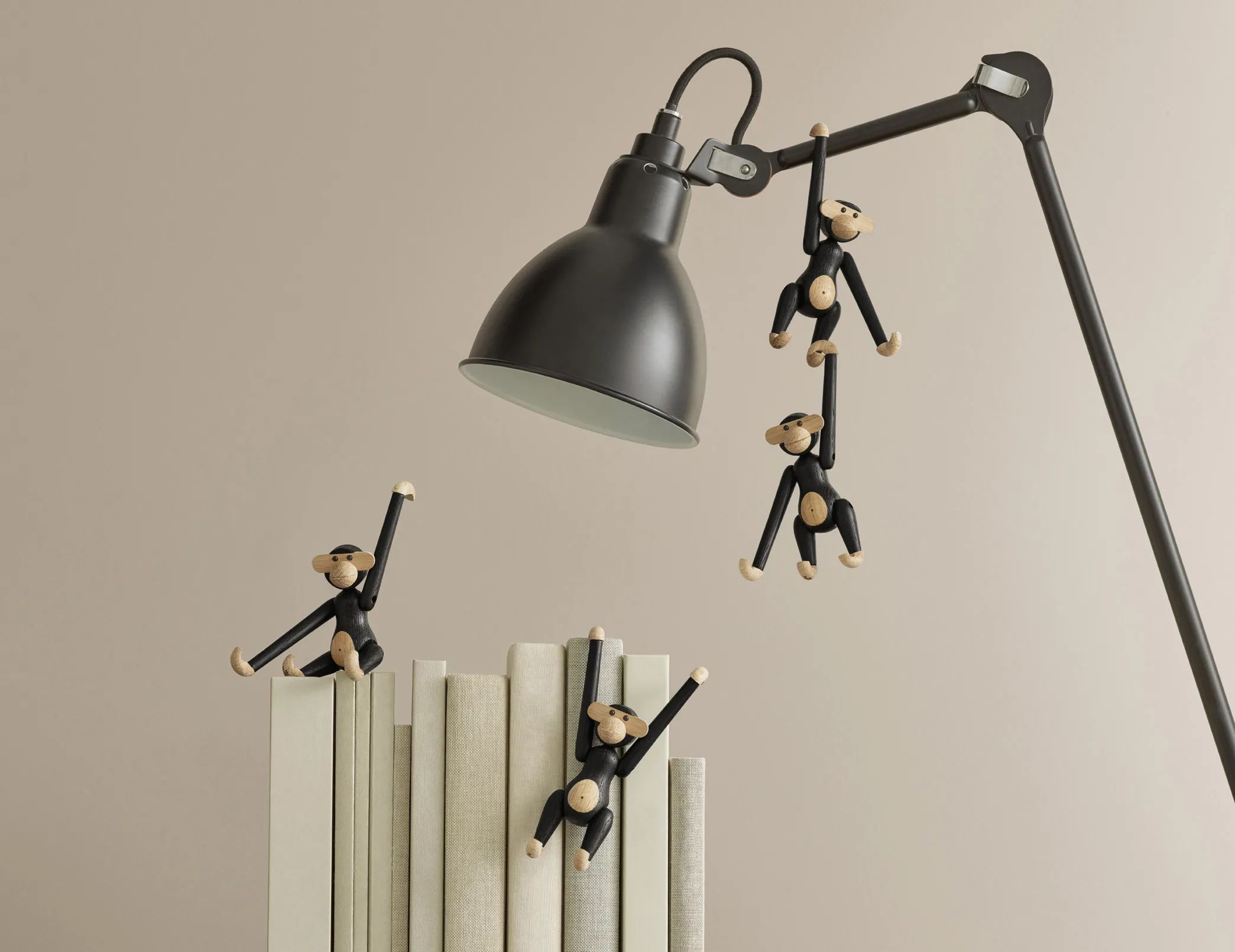 Kay Bojesen Dyrefigurer Abe - Mini i Mørkbejdset egetræ, Mini, 2