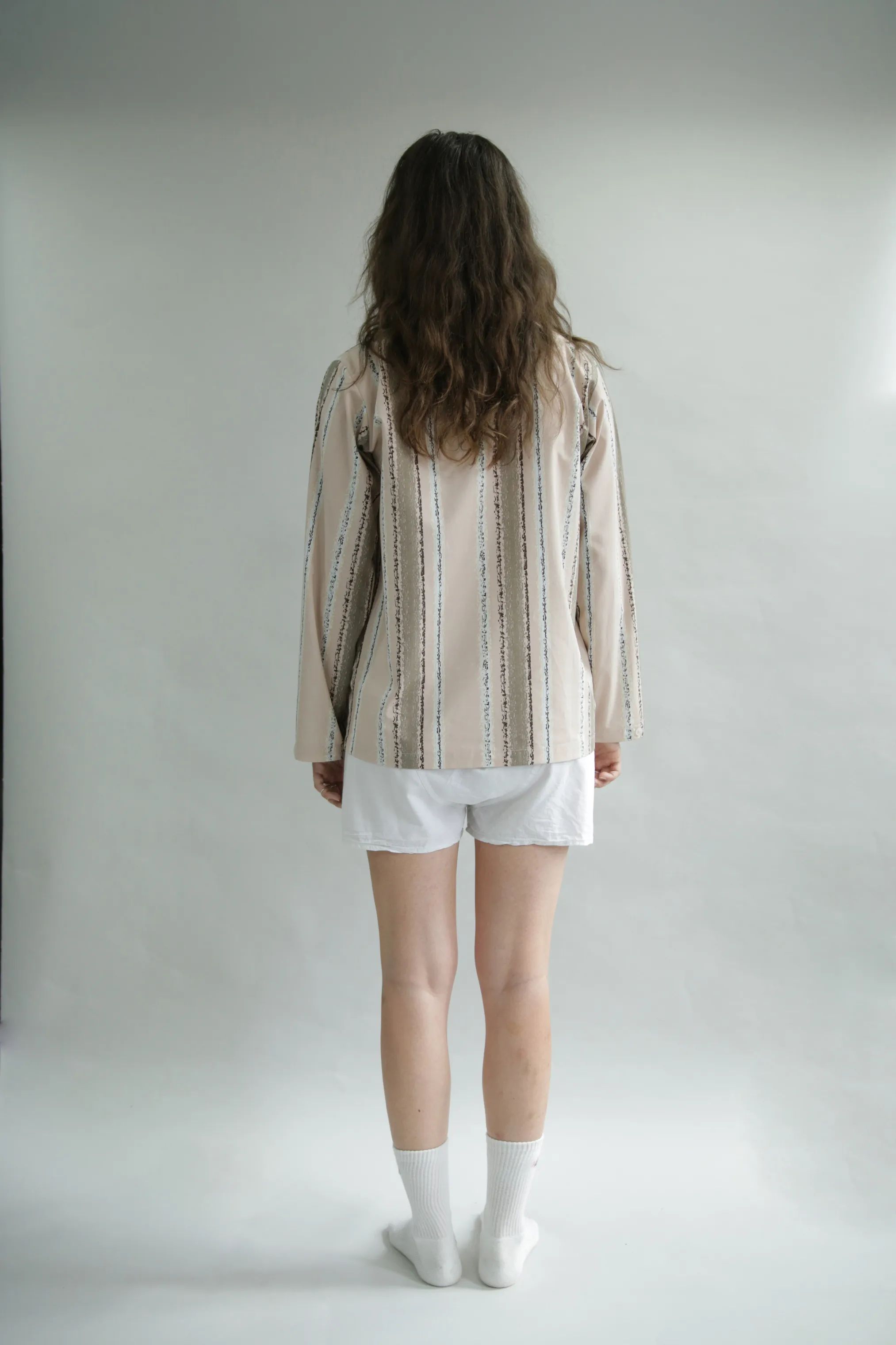 omhu x Mads Barfod Pyjamas Wave Grid Slumber Pyjamasskjorte i Latte, M/L, 8