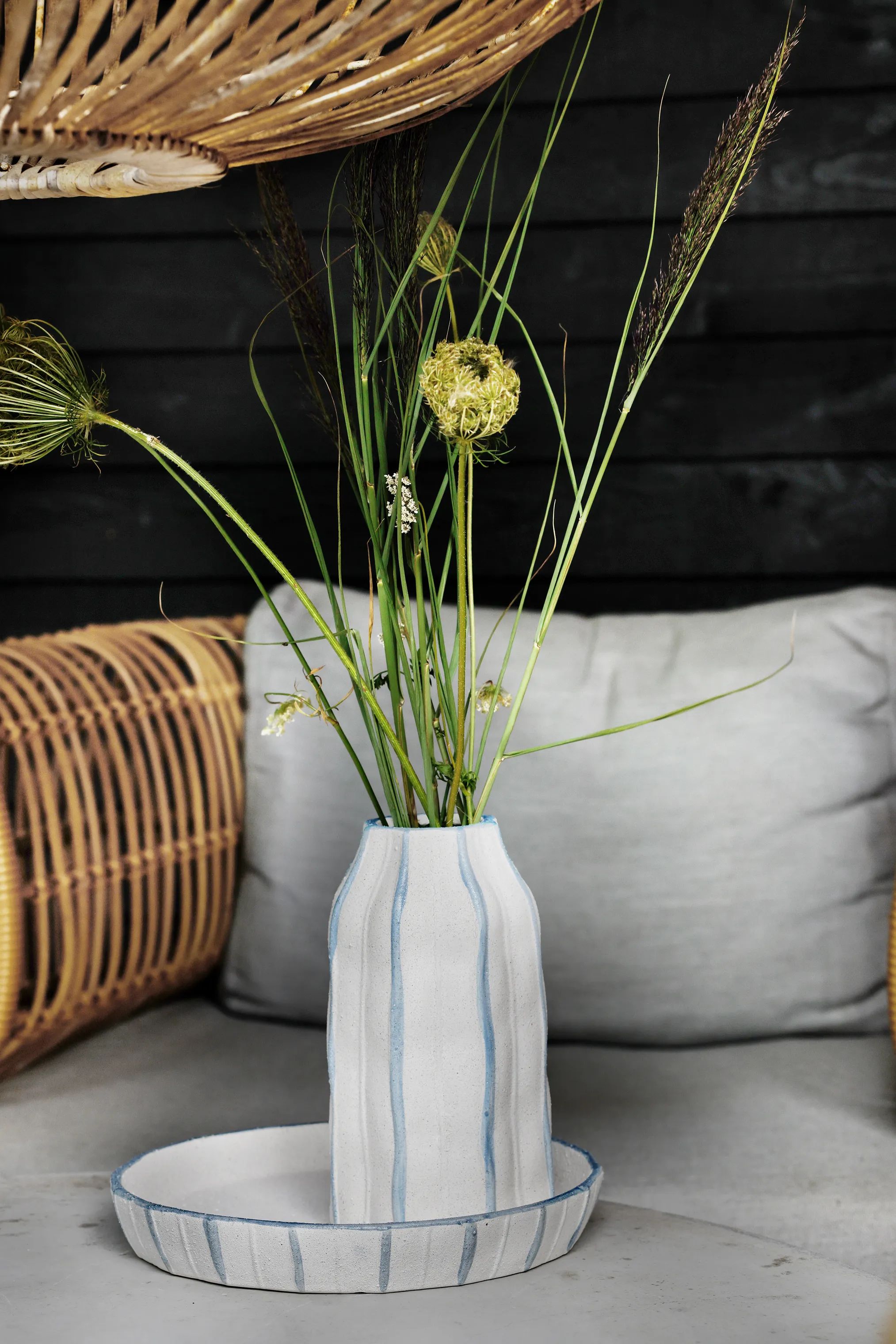 SKAGEN living Serveringsfade Keramikfad i Råhvid/blå, 2