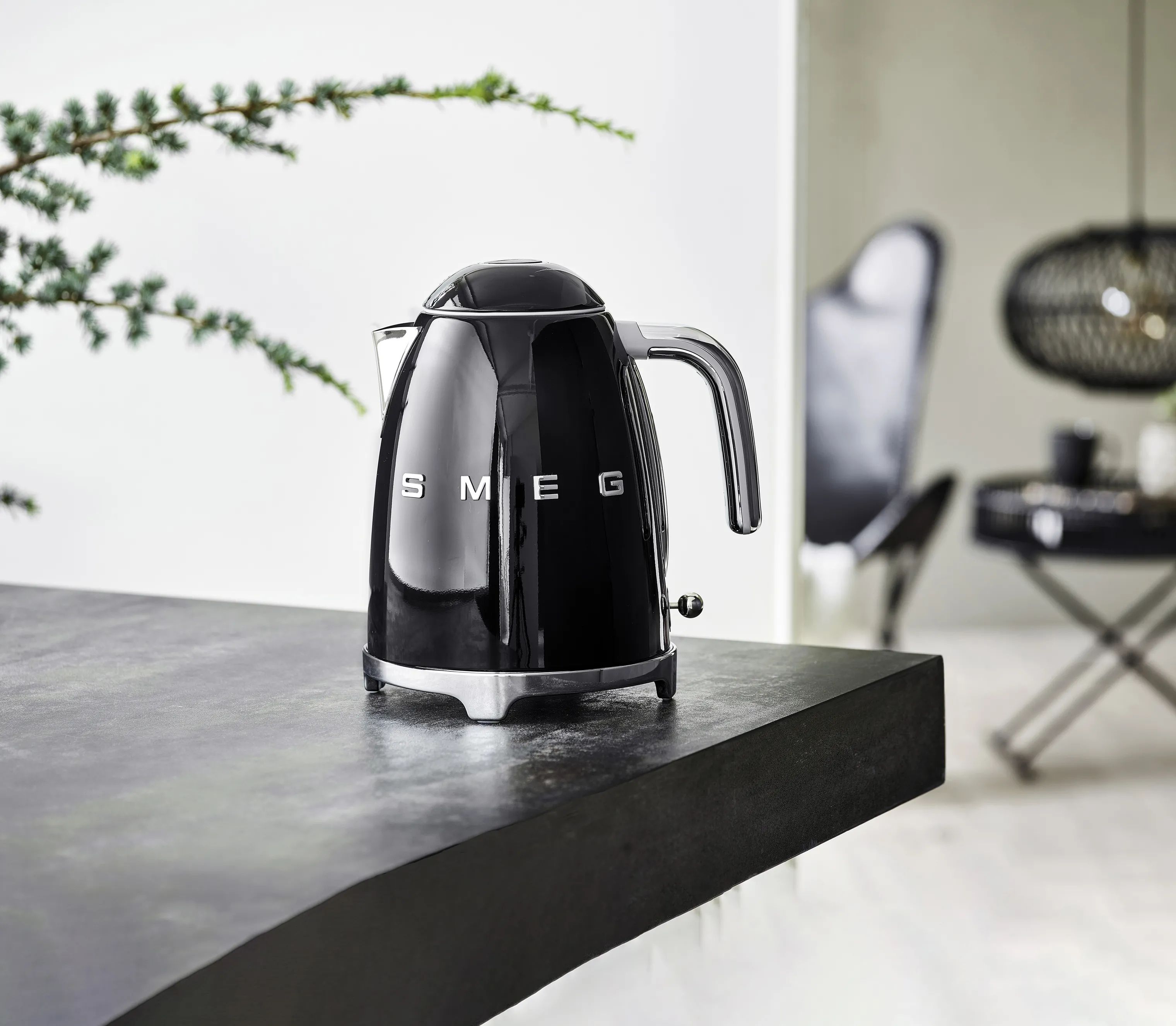 Smeg Elkedler 50's Style Elkedel KLF03BLEU i Sort1, 1.7 L, 2