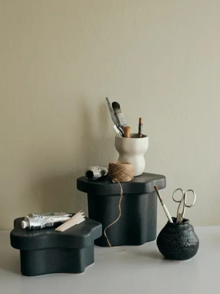 Broste Copenhagen Øvrigt interiør Sonja Piedestal i Sort, H18 x B24 cm, 2