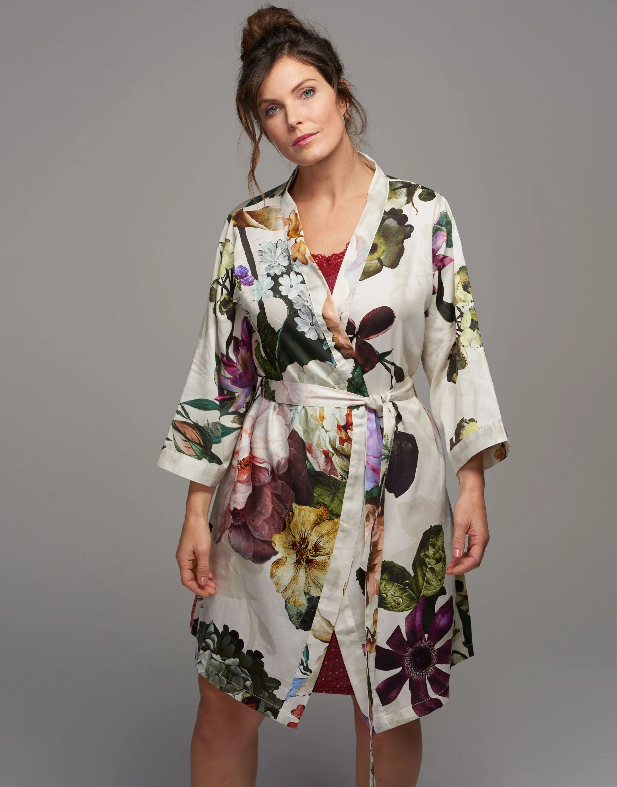 Essenza Morgenkåber Fleur Kimono i Ecru, Str. XS, 2