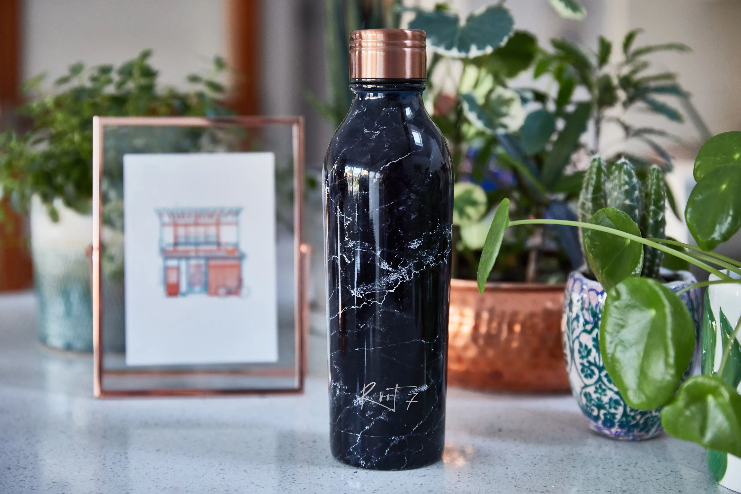 Root7 Drikkedunke OneBottle Termo Drikkedunk i Black Marble, 500 ml, 2