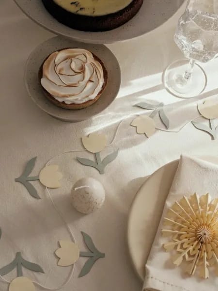 Broste Copenhagen Påskeæg og ophæng Tulip Rosette i Gul, 2
