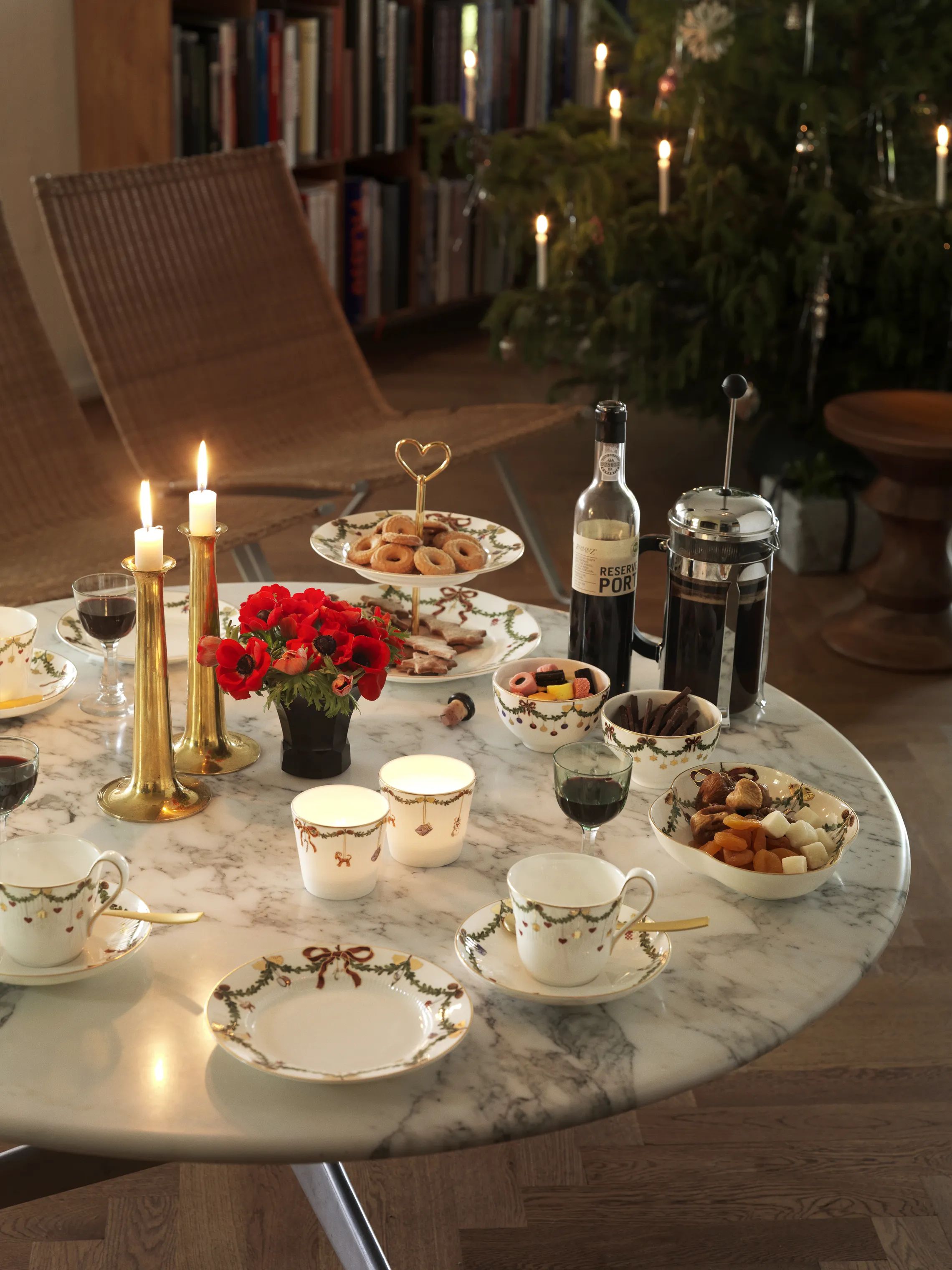 Royal Copenhagen Etagere Stjerne Riflet Jul Étagère i 23 cm, 2