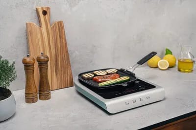 Smeg Kogeplader Collezione Bærbar Induktionsplade PIC01EGMEU i Emerald Green, 2