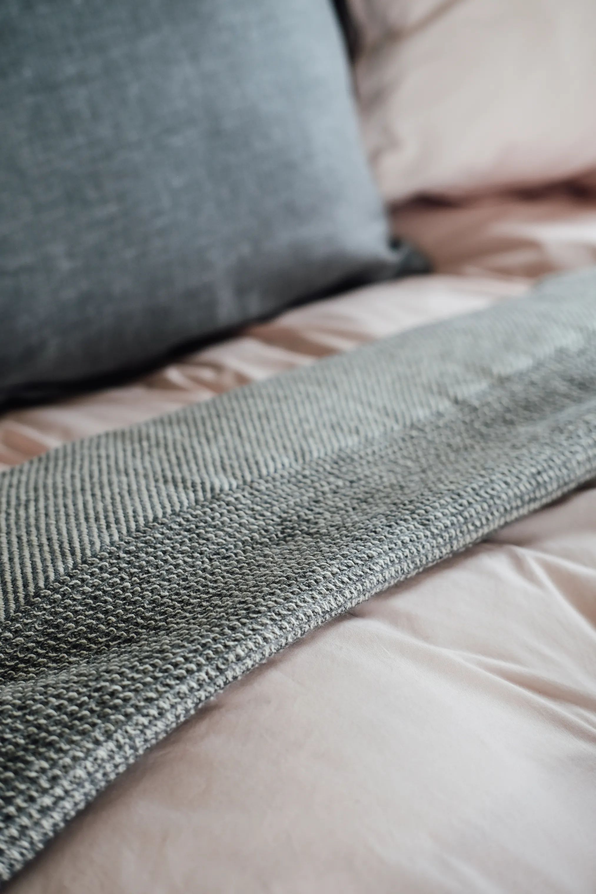 SKAGEN living Plaider Plaid i Grå, 3