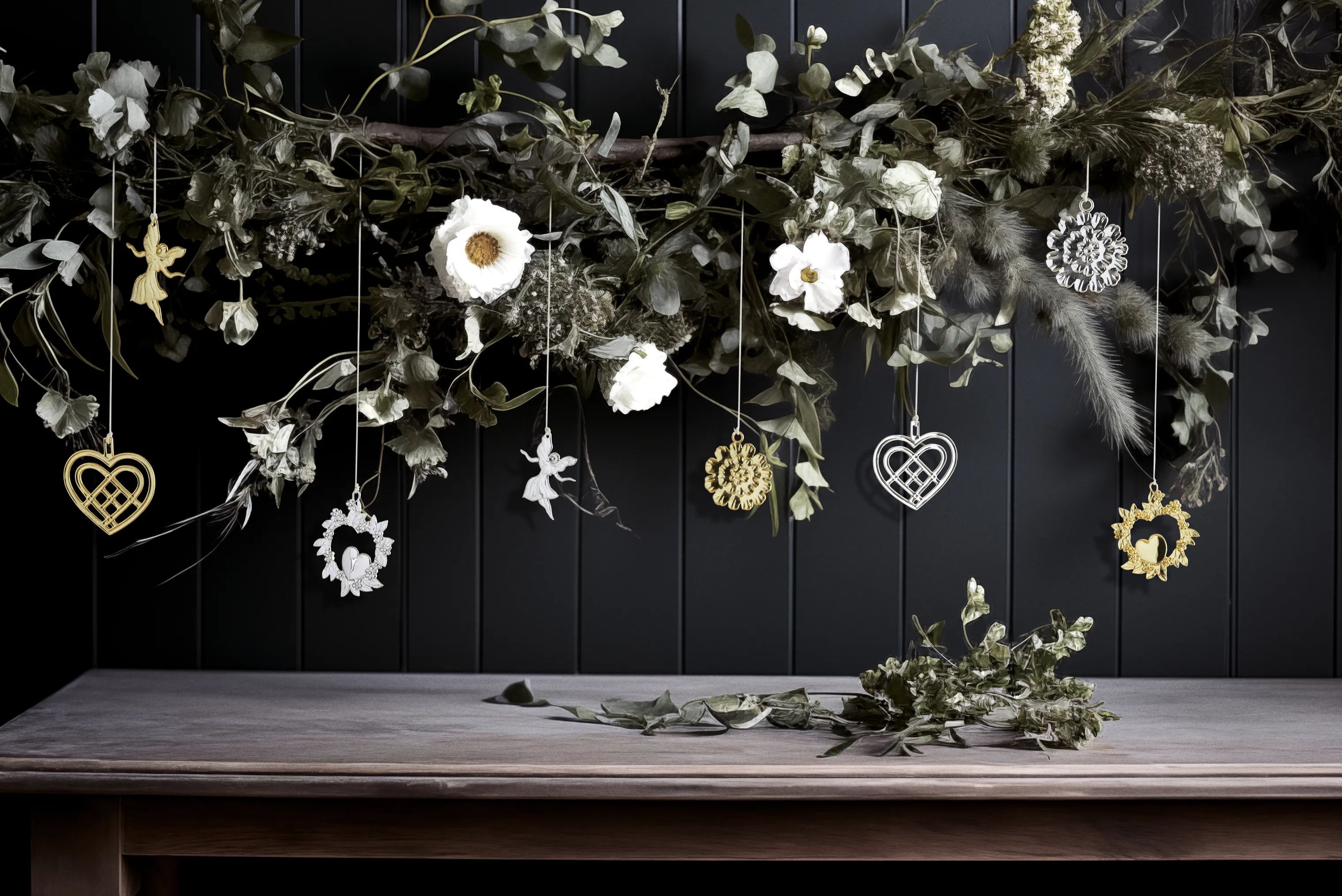Rosendahl Juleophæng Karen Blixen Jul Juleophæng - Kugleblomst i Forgyldt, Kugleblomst, 3