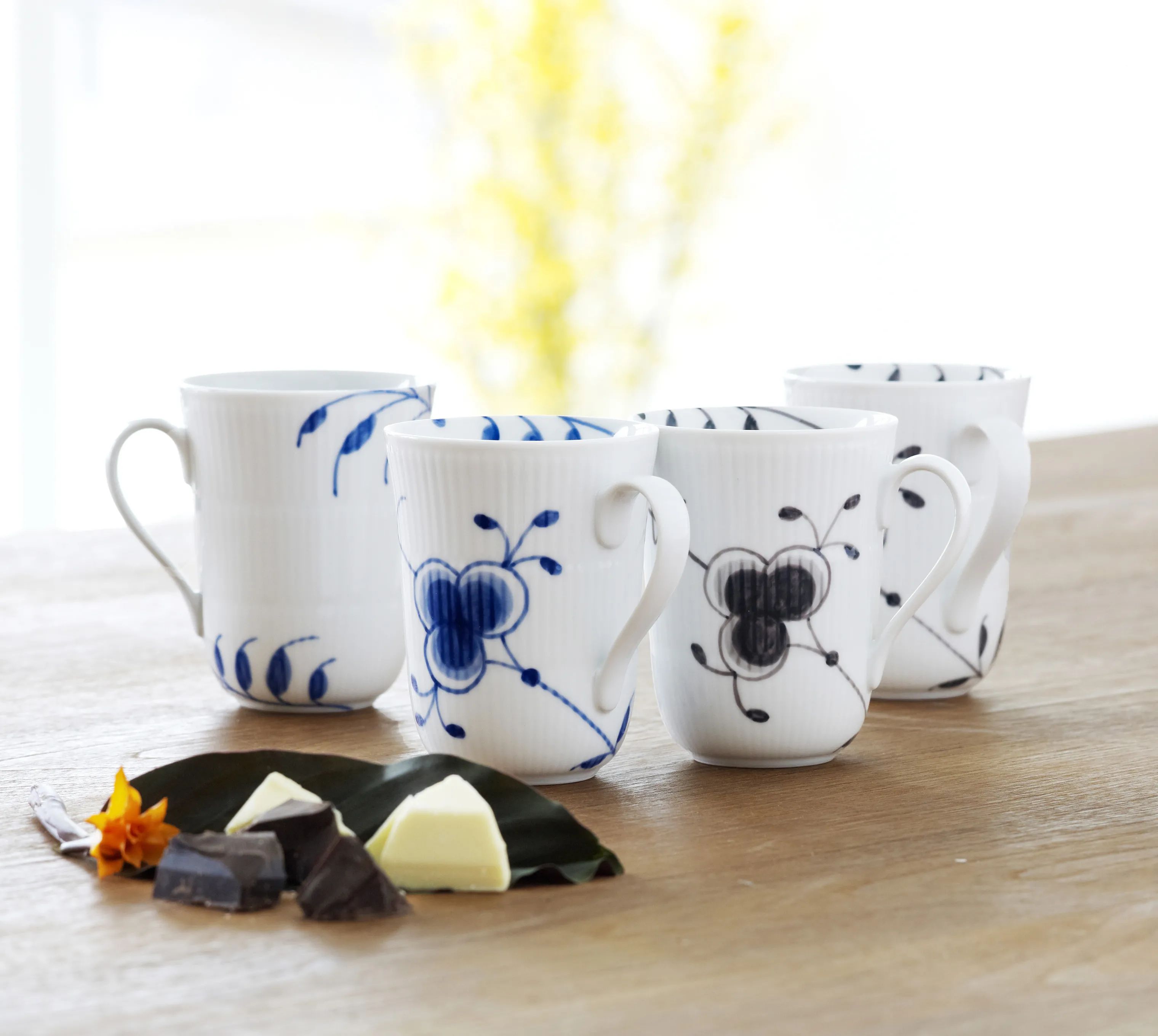 Royal Copenhagen Krus og kopper med hank Sort Mega Riflet Krus - 2 stk. i 33 cl, 36 cl, 2
