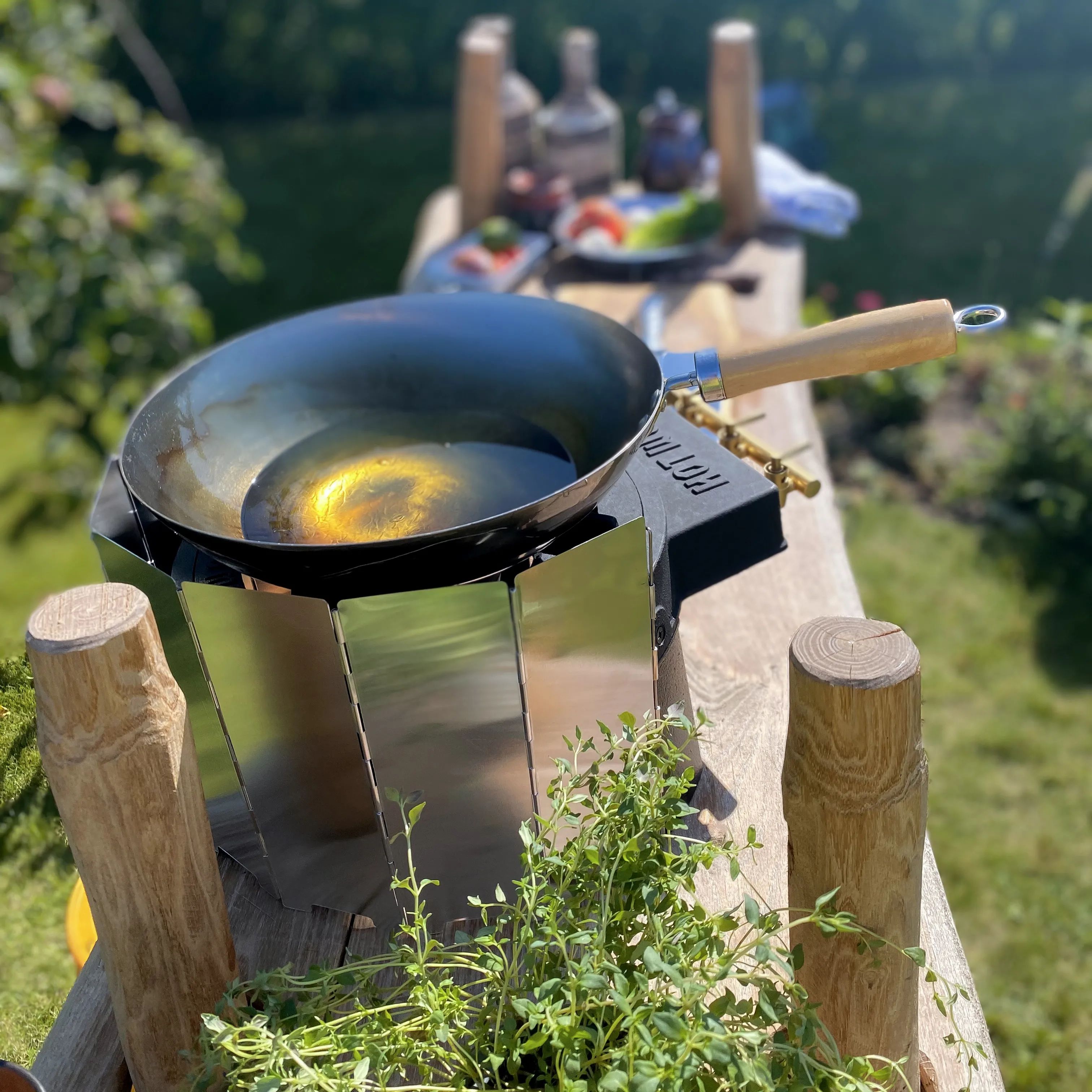 HOT WOK Øvrigt grilltilbehør HOT WOK Vindskjold i Sølvfarvet, 2