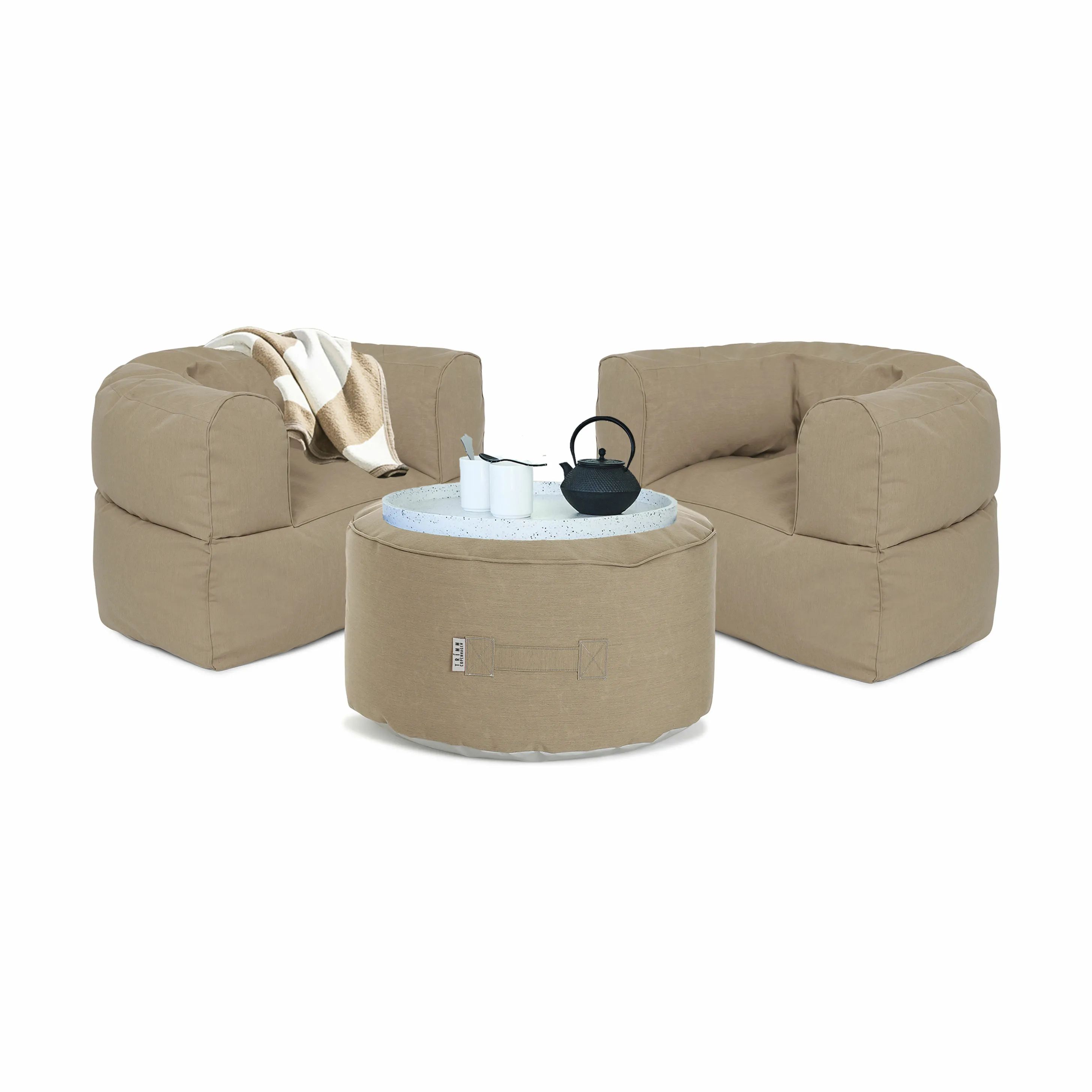 TRIMM Copenhagen Loungesæt Conversation Loungesæt i Taupe, 2 stole og 1 bord/skammel, 1