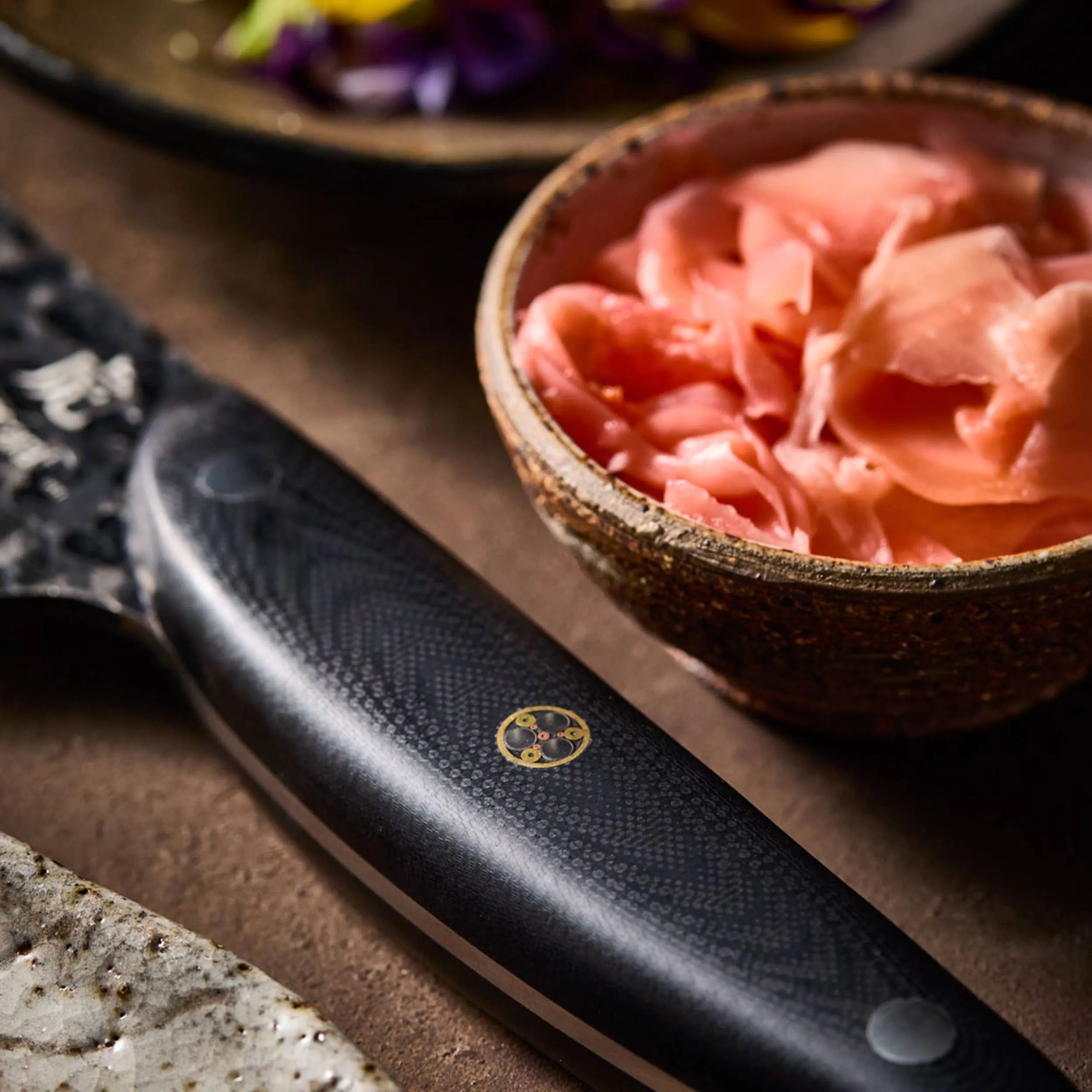 THE CUSTOM CHEF™ Santokuknive Cuisine::pro Kuro Kiba Cuisine::pro® Kuroi Kiba™ Santokukniv i 14, 4
