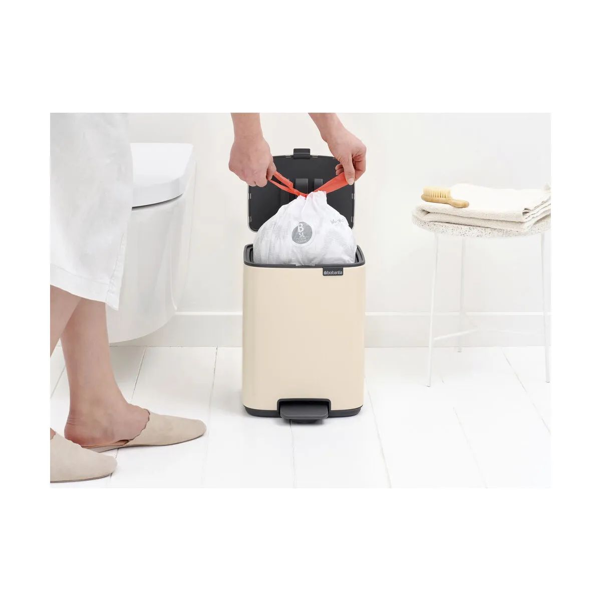 Brabantia Pedalspande Bo Pedalspand i Soft beige, 7 L, 5