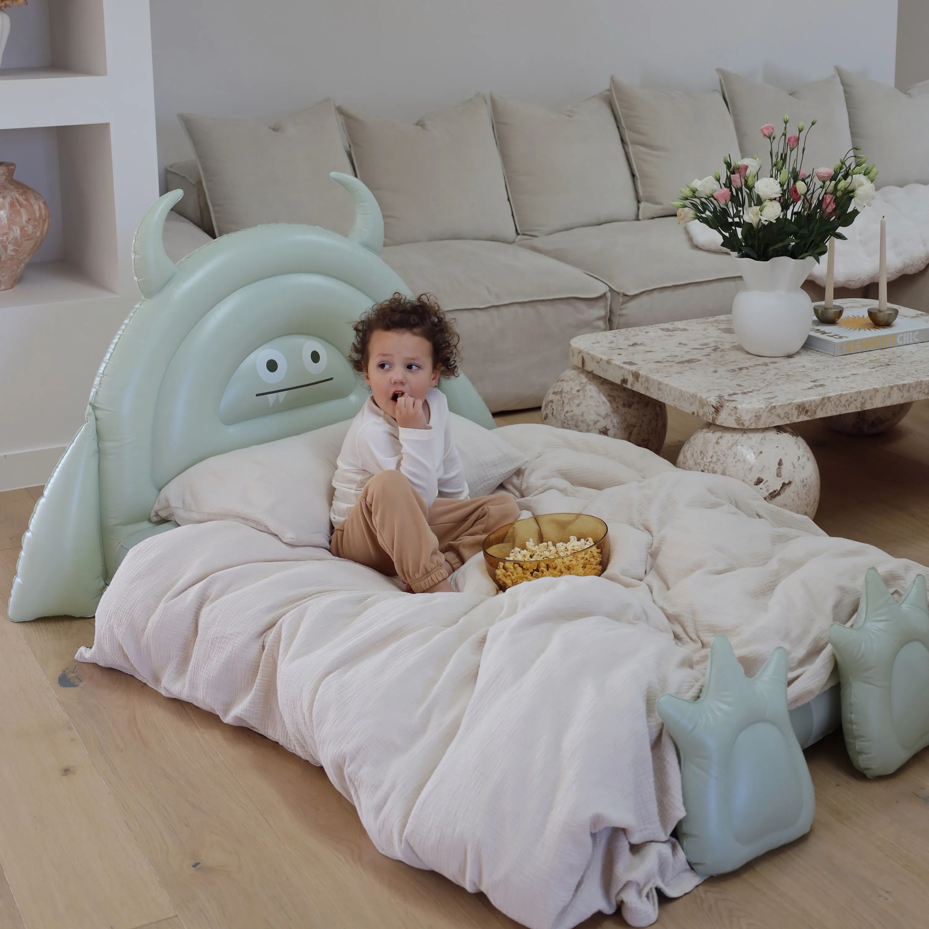 Sunnylife Til børneværelset Monster Luftmadras i Green, 5