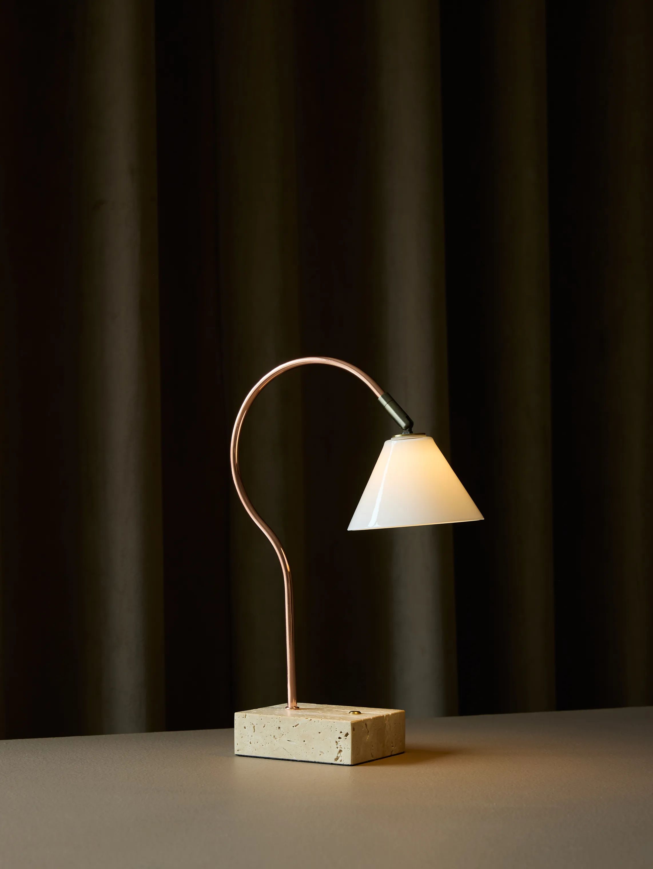 Halo Design Bordlamper Question Bordlampe i Kobber/Opal, 3