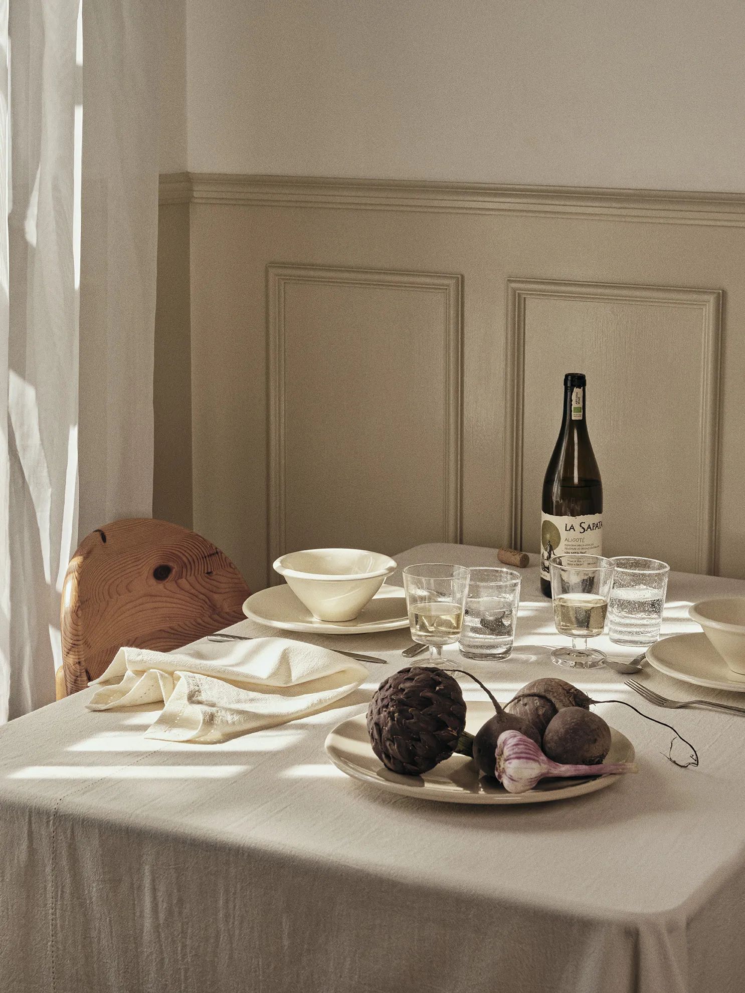 Broste Copenhagen Serveringsfade Alfredo Serveringsfad i Cream, 6